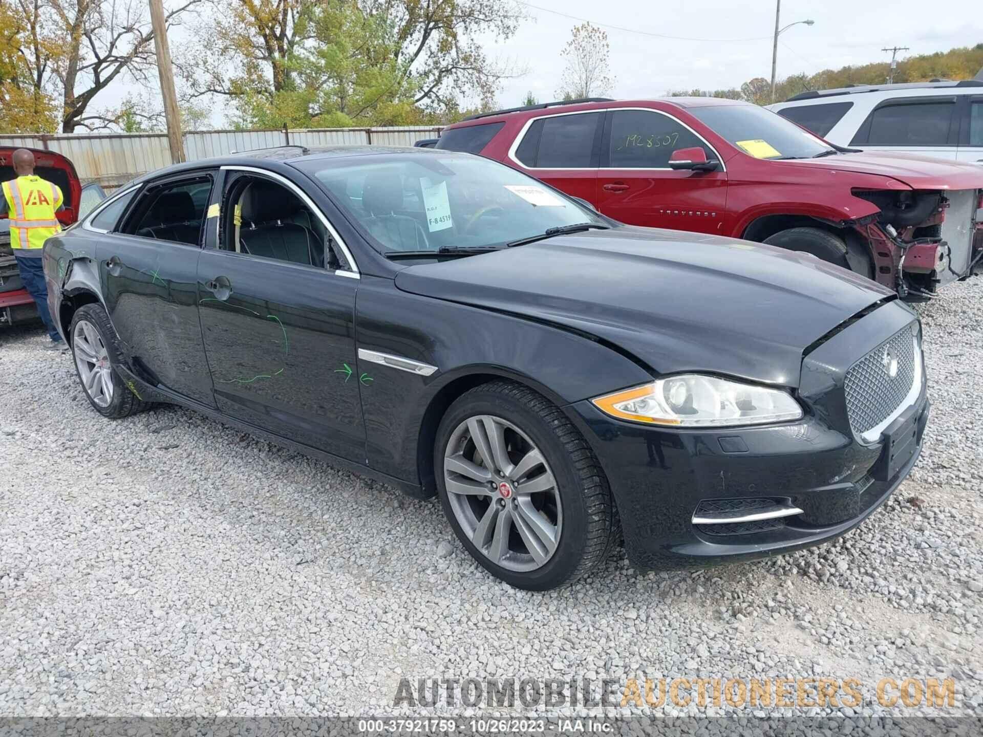 SAJWJ2GD1F8V79412 JAGUAR XJ 2015