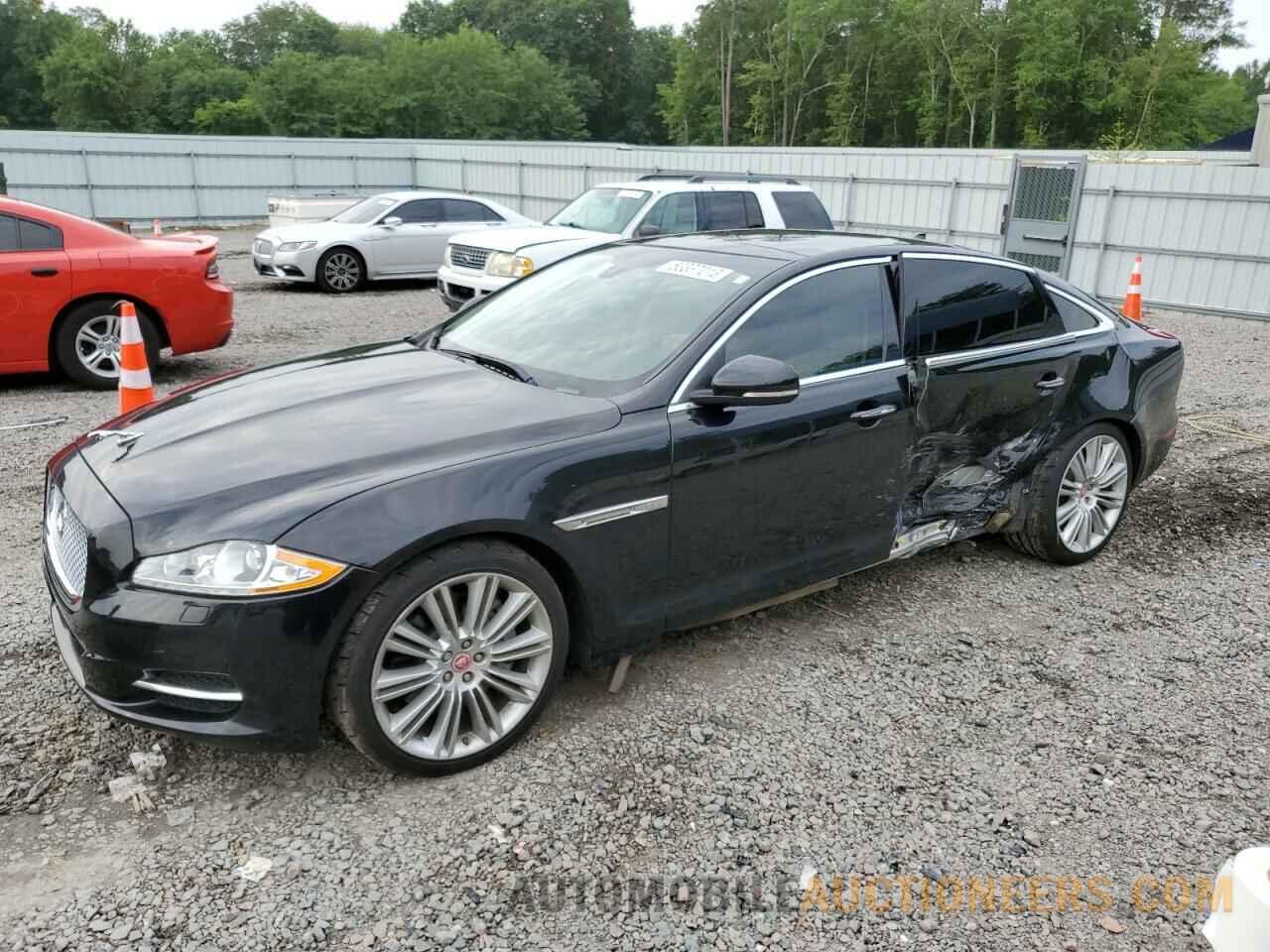 SAJWJ2GD4F8V90484 JAGUAR XJ 2015