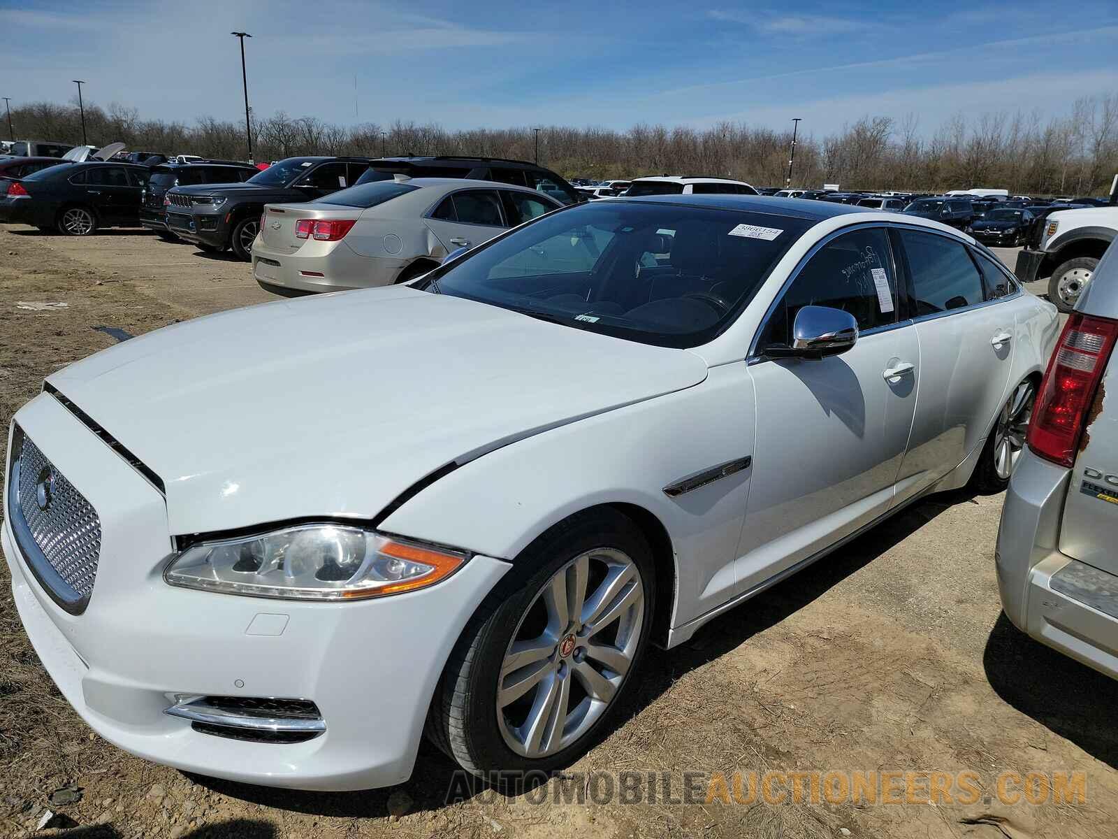 SAJWJ2GD7F8V90107 Jaguar  2015