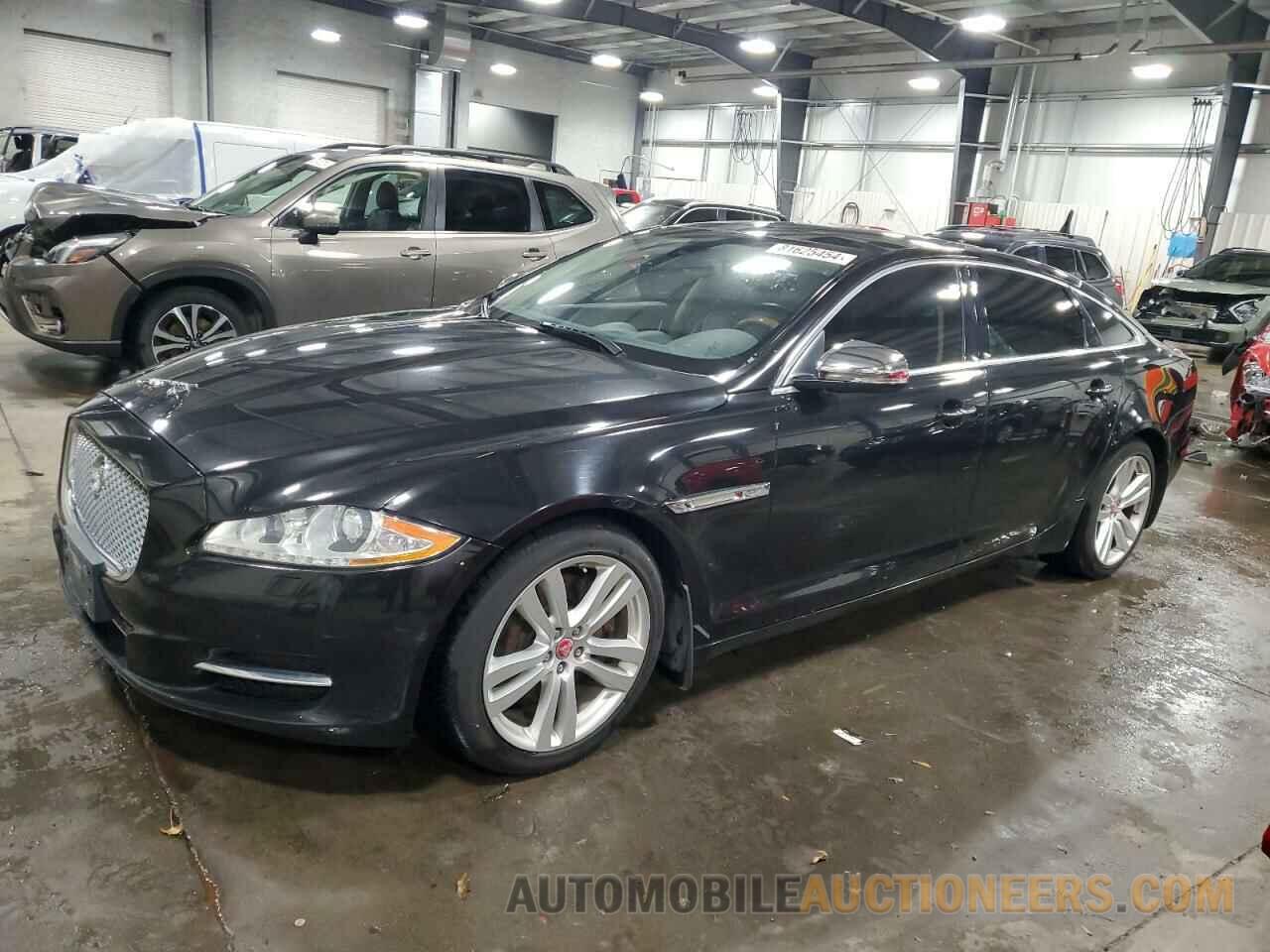 SAJWJ2GD8D8V45447 JAGUAR XJ 2013