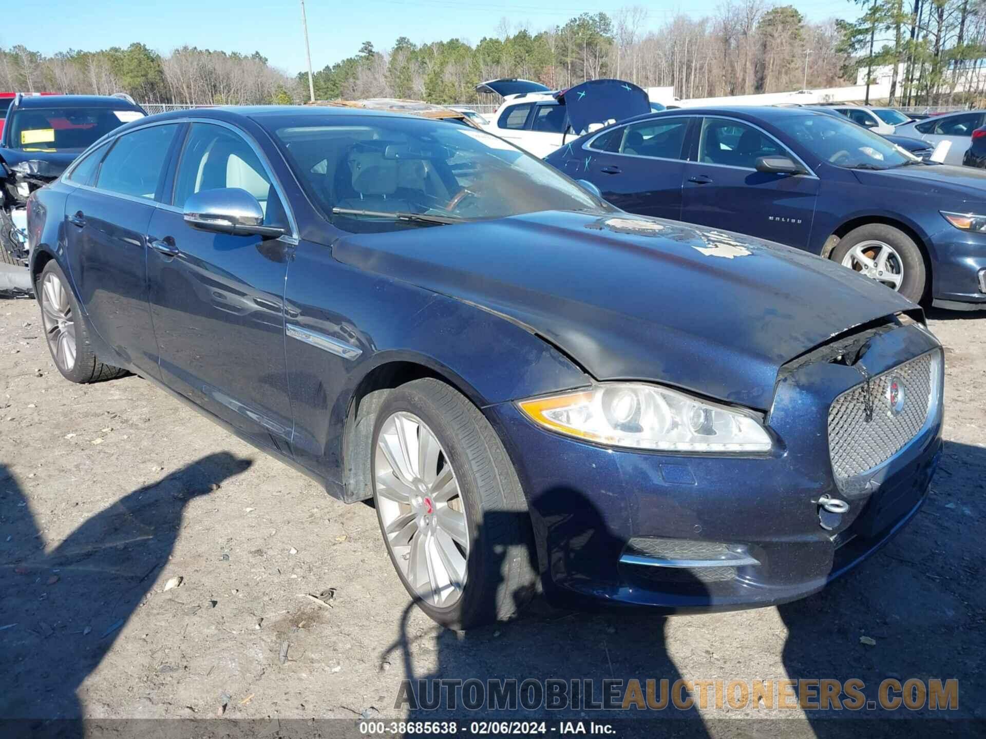 SAJWJ2GD9F8V83501 JAGUAR XJ 2015