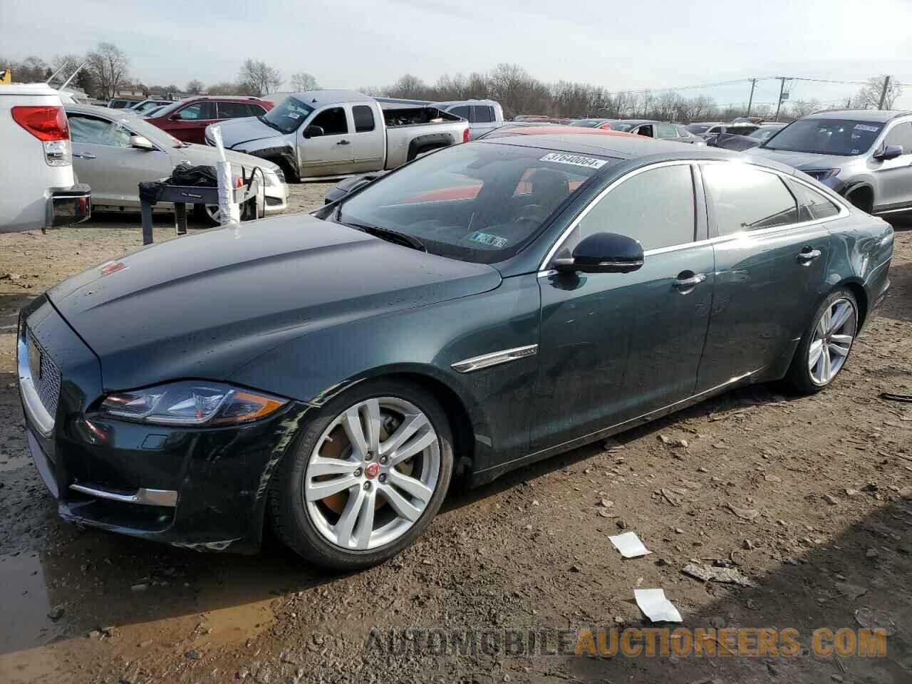 SAJWJ2GDXH8W11311 JAGUAR XJ 2017