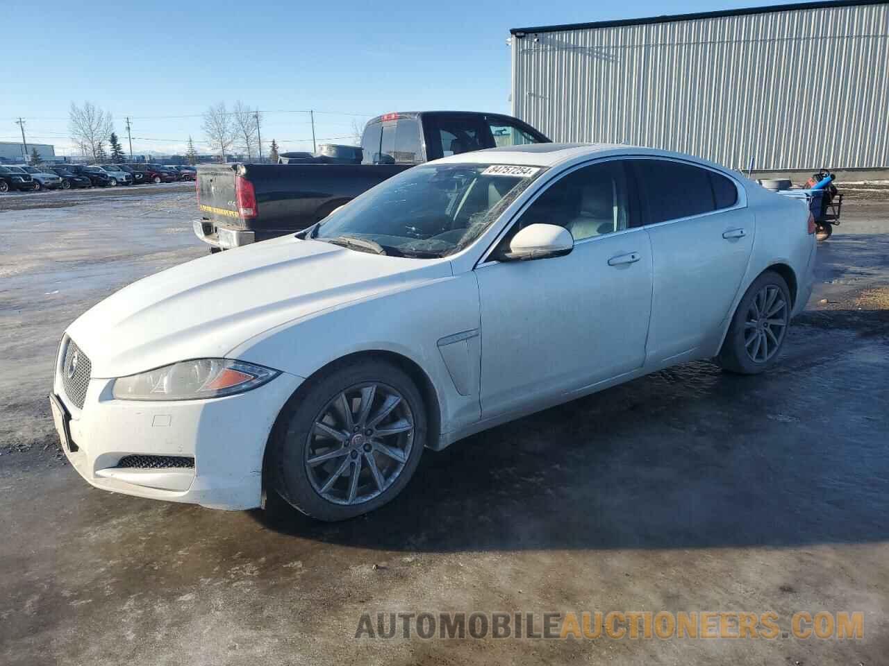 SAJXA0FS5FPU49437 JAGUAR XF 2015