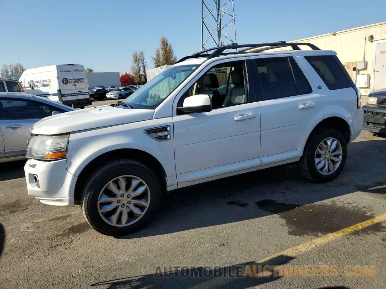 SALFR2BG3EH412727 LAND ROVER LR2 2014