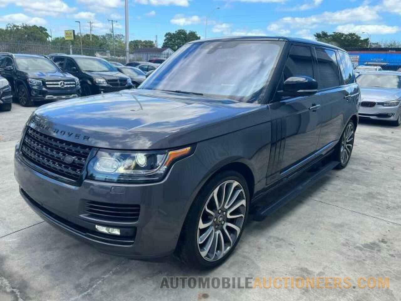 SALGV5FEXHA353019 LAND ROVER RANGEROVER 2017