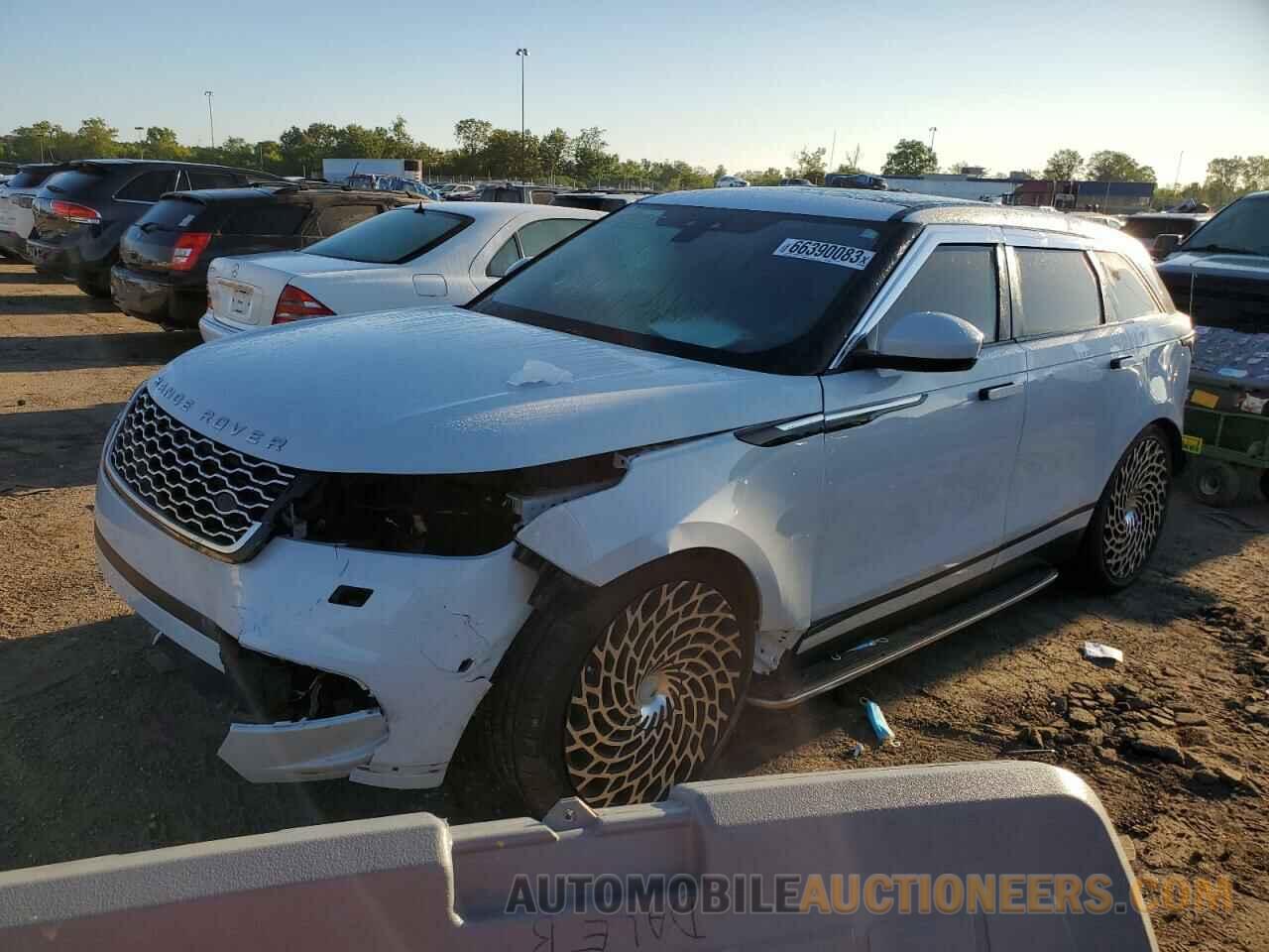 SALYB2RV3JA730965 LAND ROVER RANGEROVER 2018