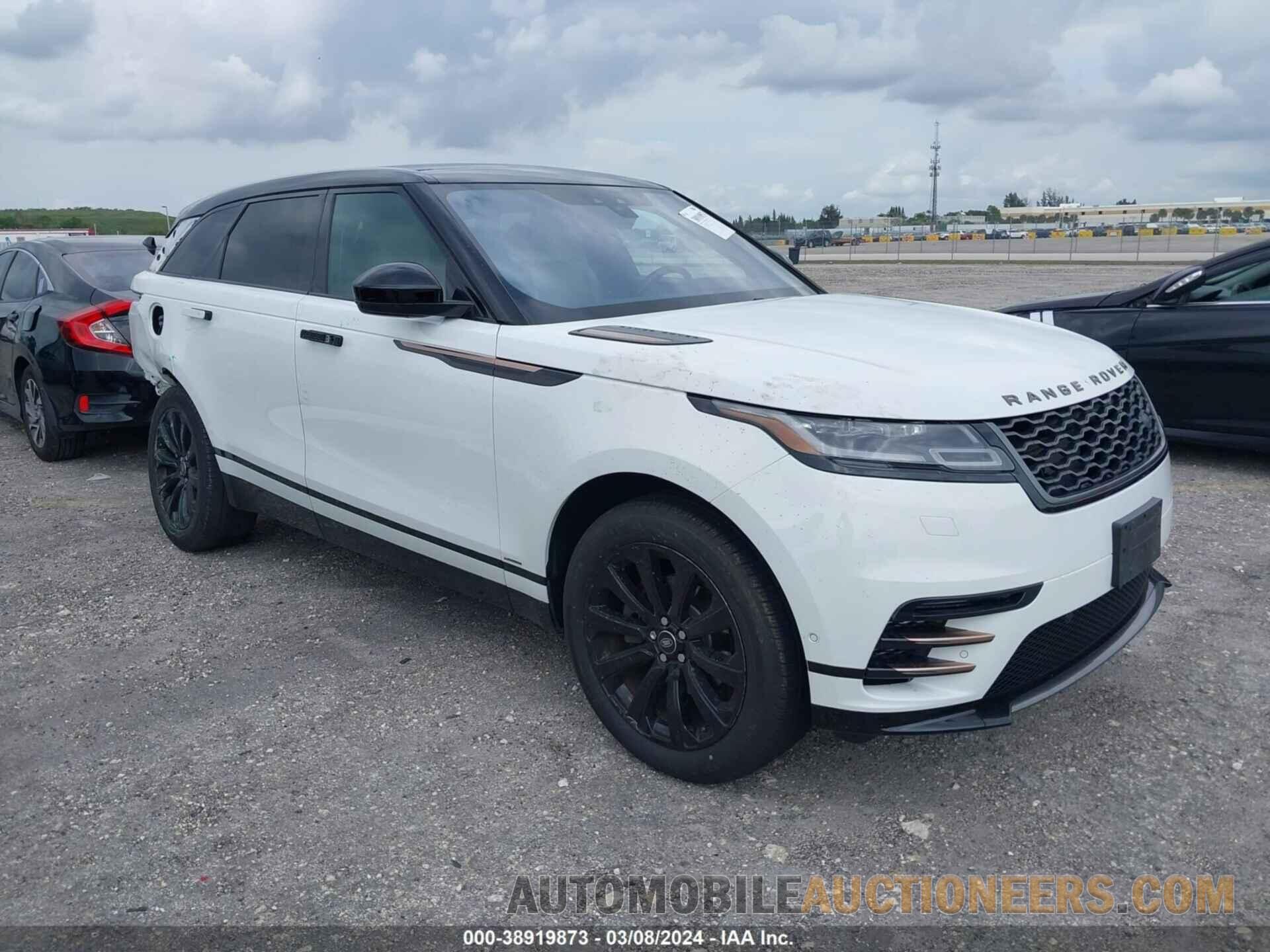 SALYL2RX7JA715318 LAND ROVER RANGE ROVER VELAR 2018