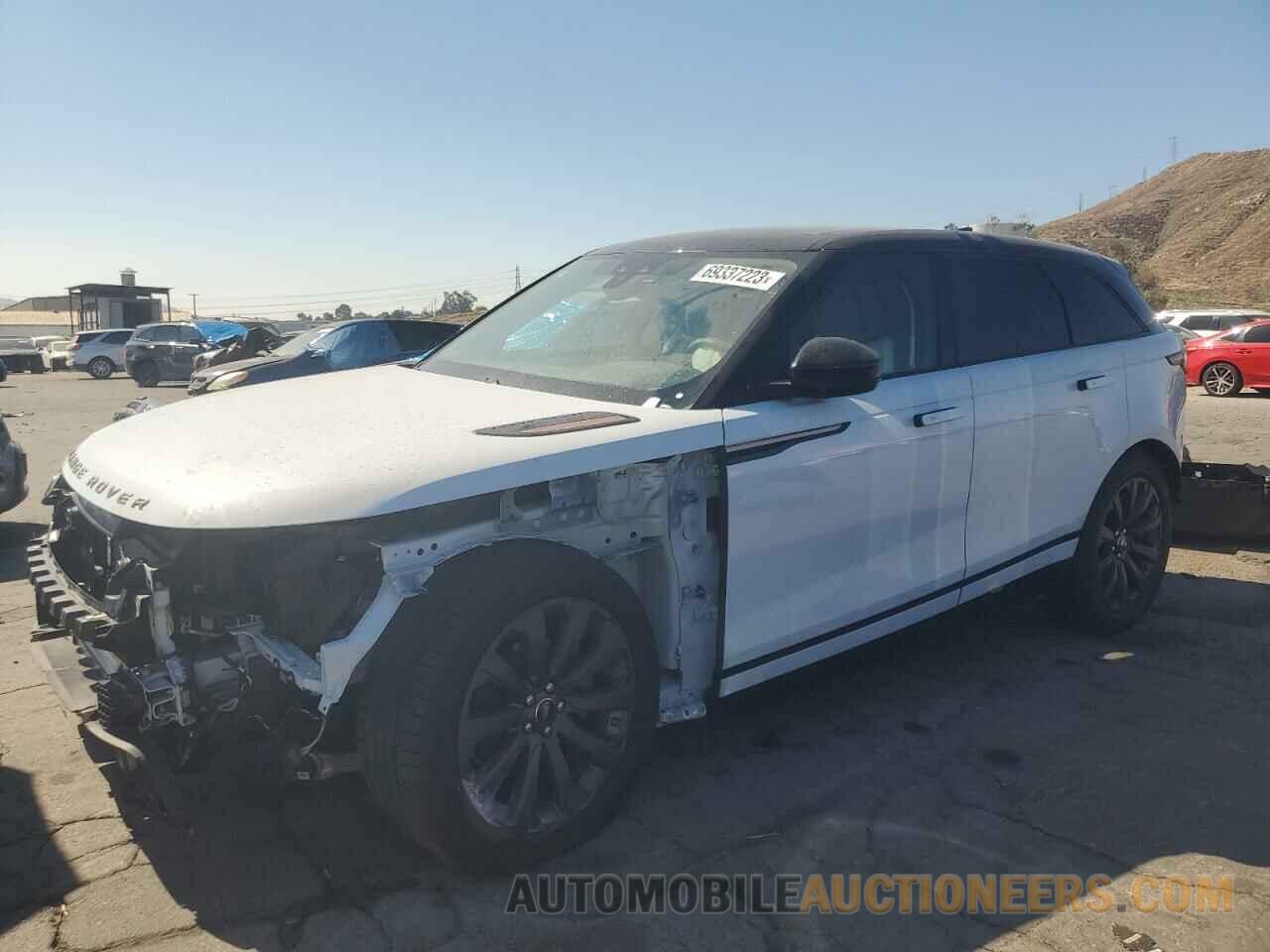 SALYM2RN0JA733090 LAND ROVER RANGEROVER 2018