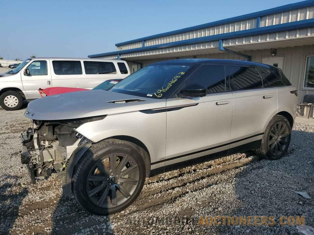 SALYM2RX6JA718143 LAND ROVER RANGEROVER 2018