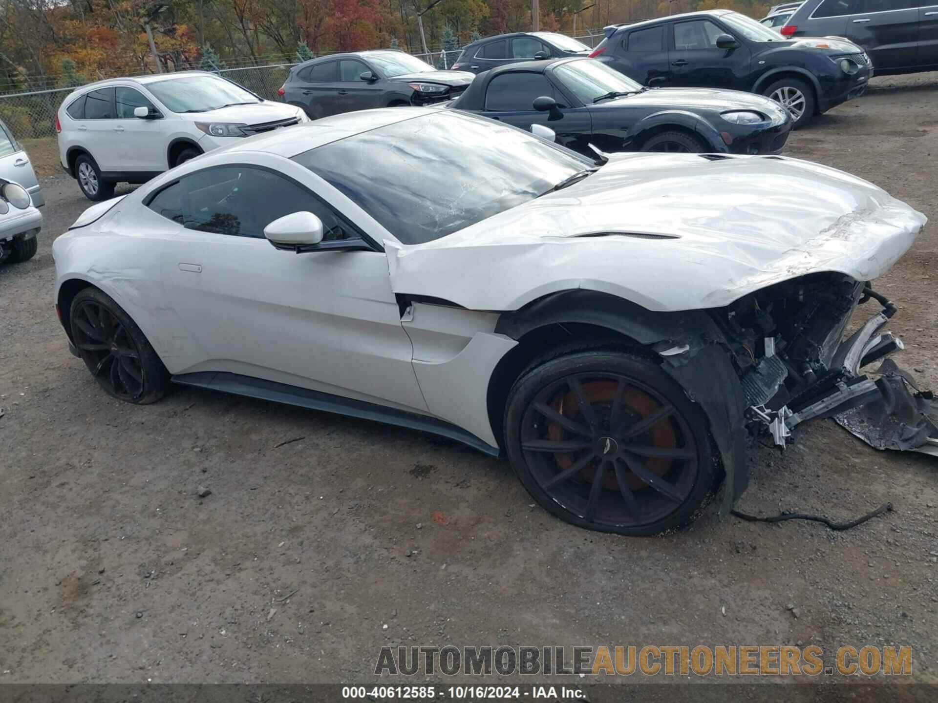 SCFSMGAWXLGN03878 ASTON MARTIN VANTAGE 2020