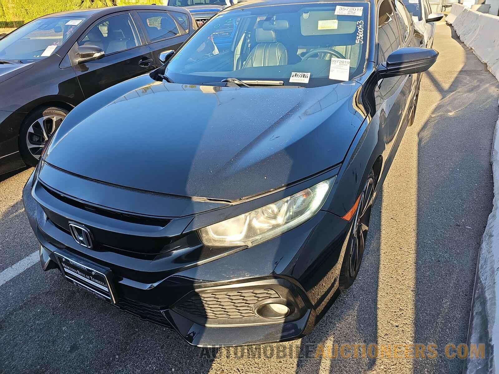 SHHFK7H45JU400447 Honda Civic Hatchback 2018