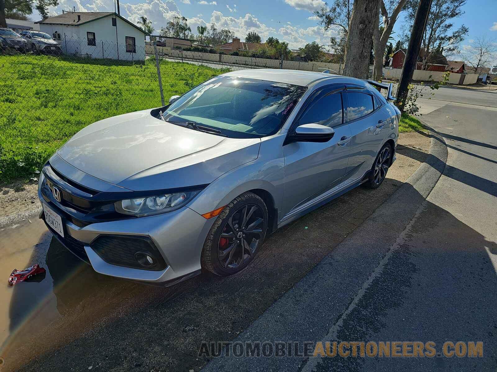 SHHFK7H48JU422264 Honda Civic Hatchback 2018