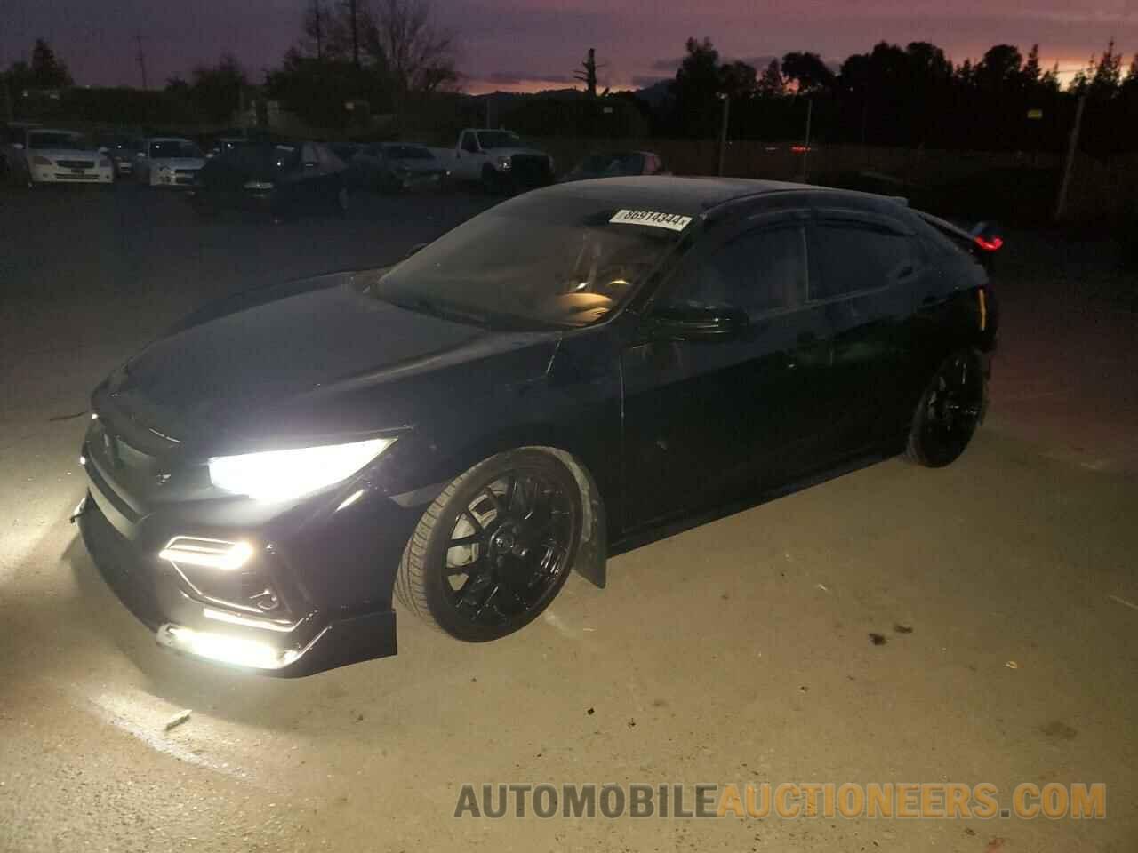 SHHFK7H90JU421072 HONDA CIVIC 2018