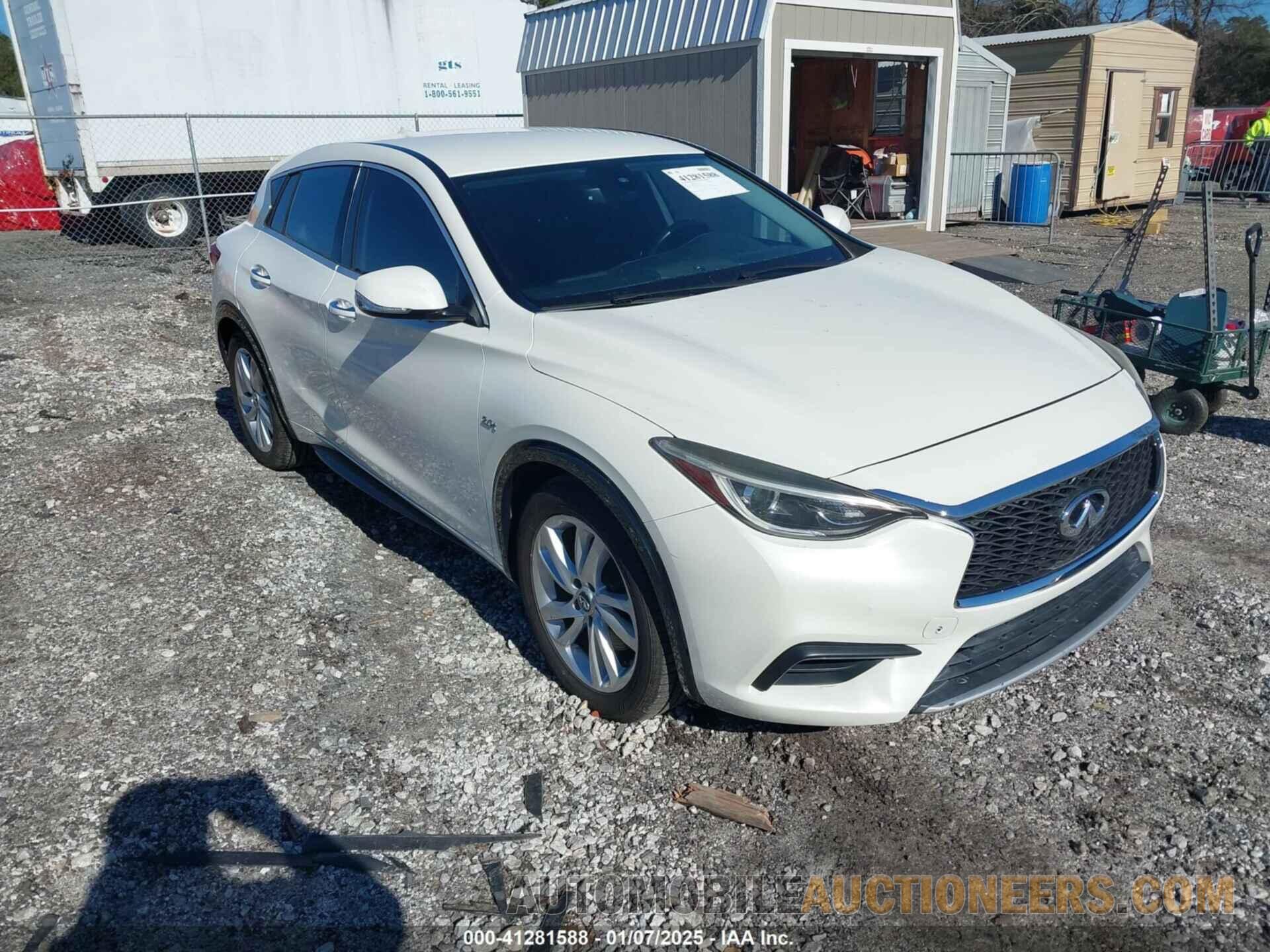 SJKCH5CP3HA033931 INFINITI QX30 2017