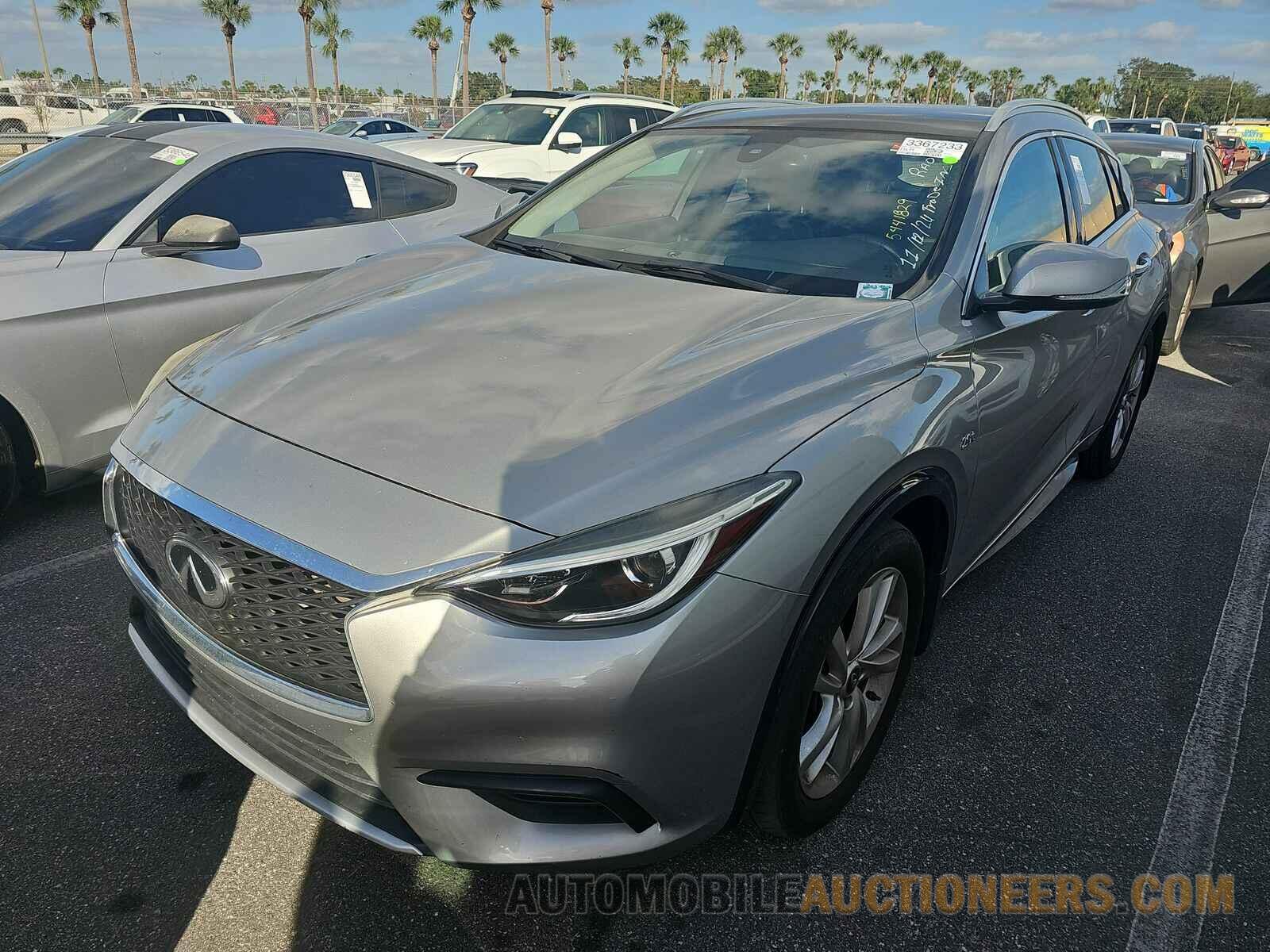 SJKCH5CP3JA005388 INFINITI QX30 2018