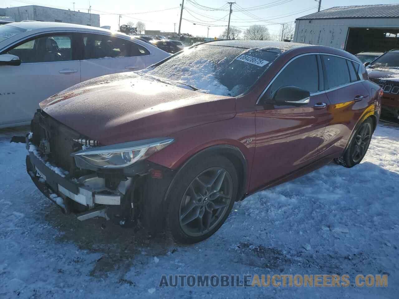 SJKCH5CP4HA039916 INFINITI QX30 2017