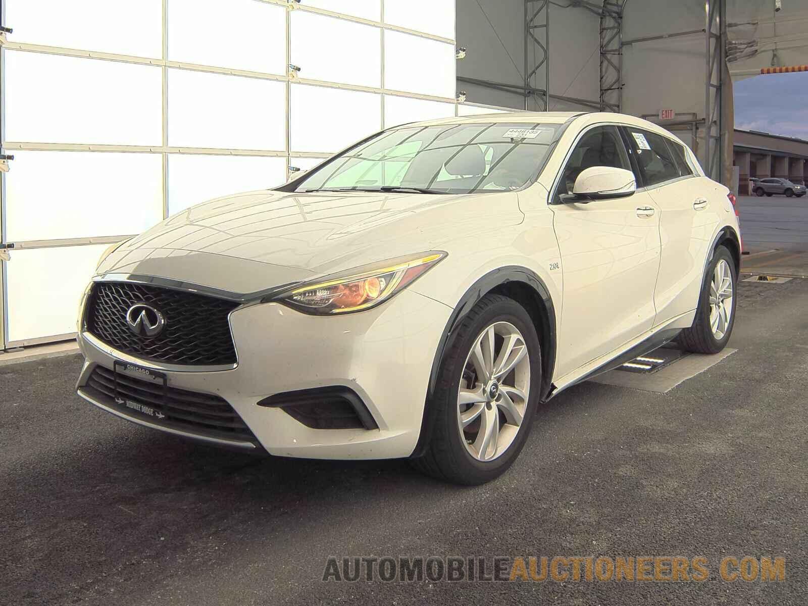 SJKCH5CP5JA040773 INFINITI  2018