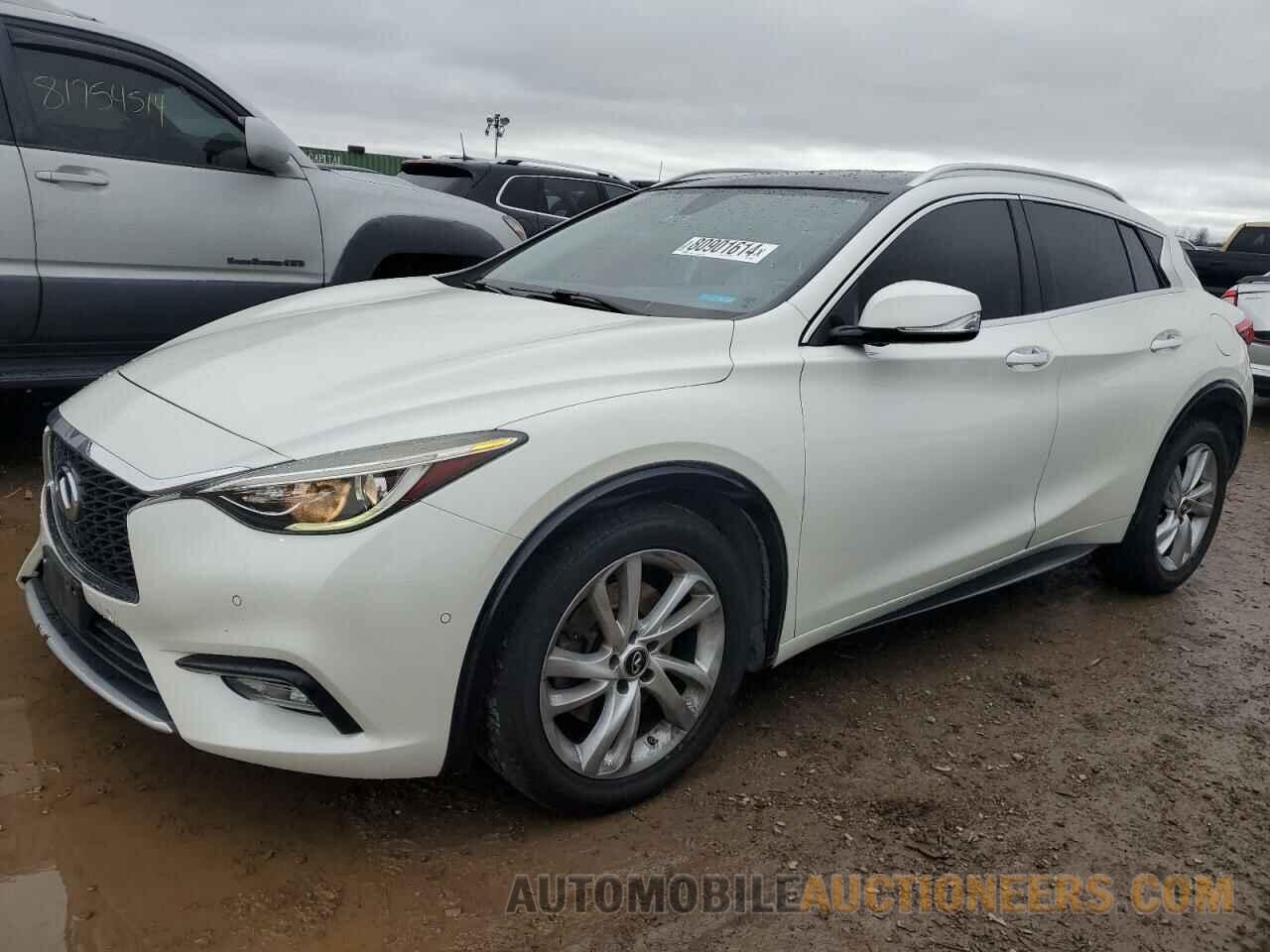 SJKCH5CP7HA035634 INFINITI QX30 2017