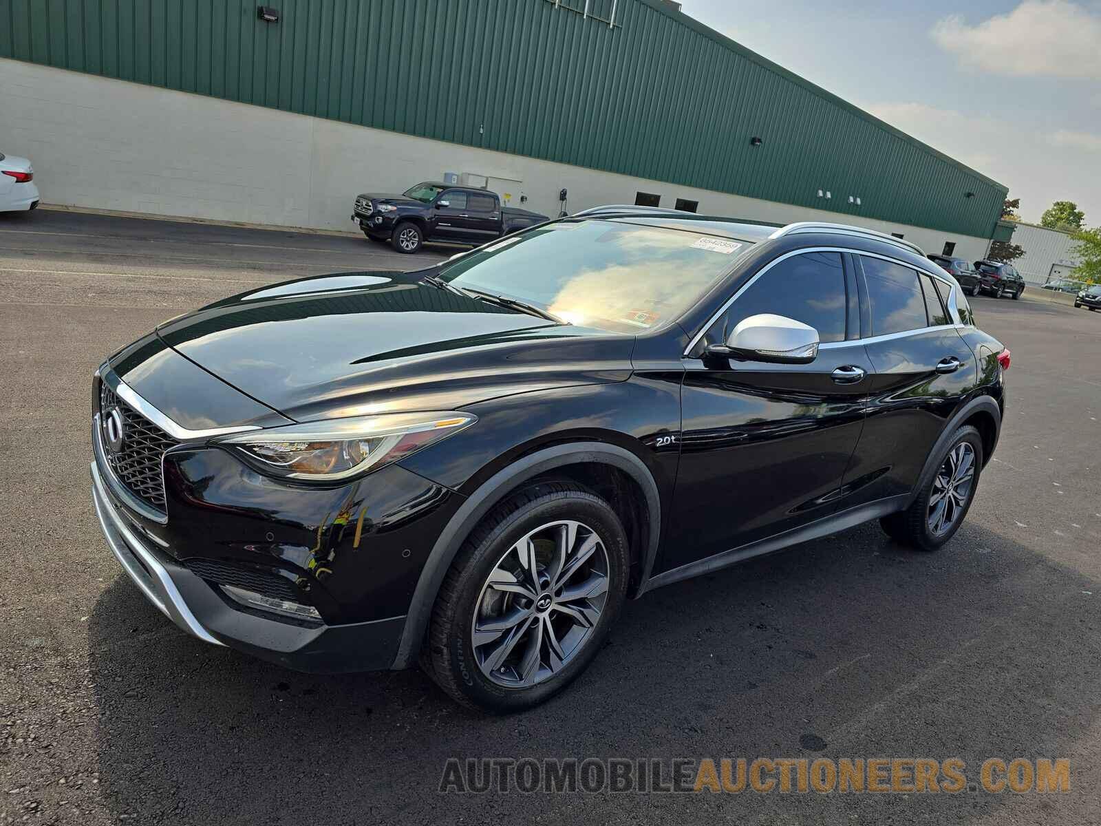 SJKCH5CR0HA018532 INFINITI QX30 2017