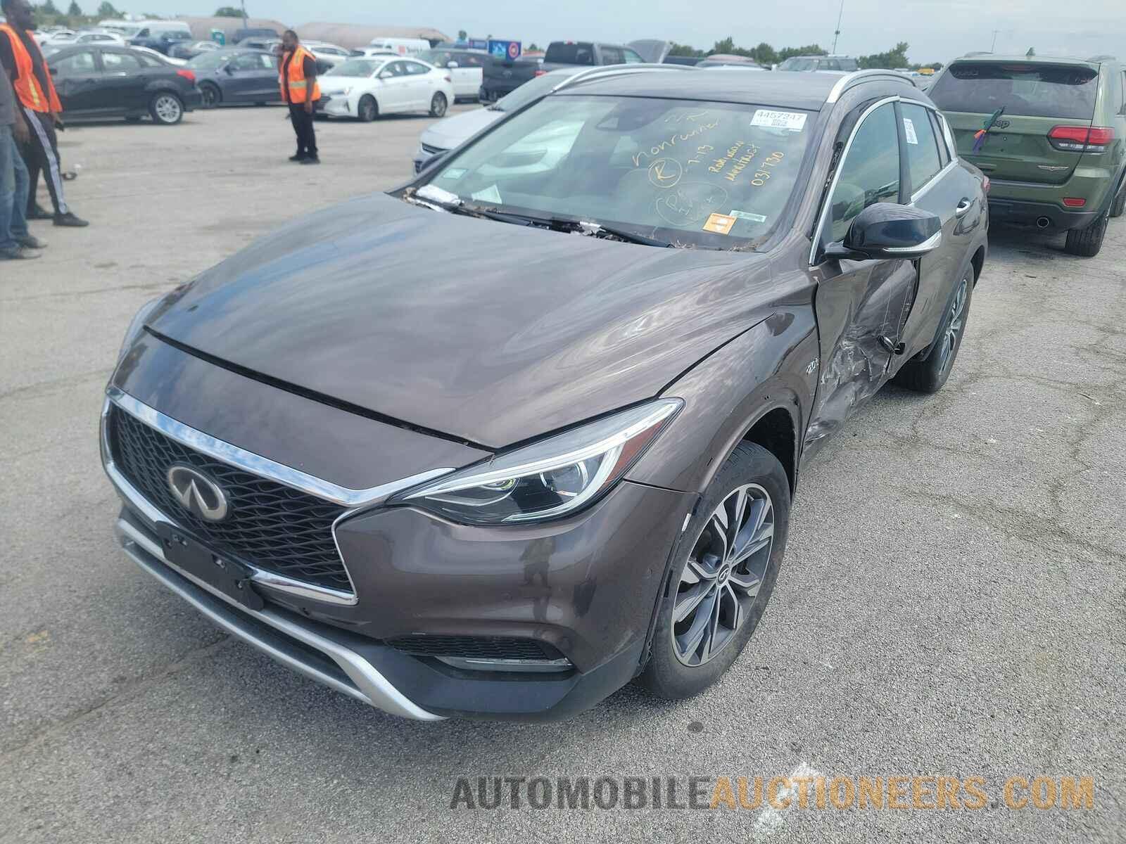 SJKCH5CR3HA031730 INFINITI QX30 2017