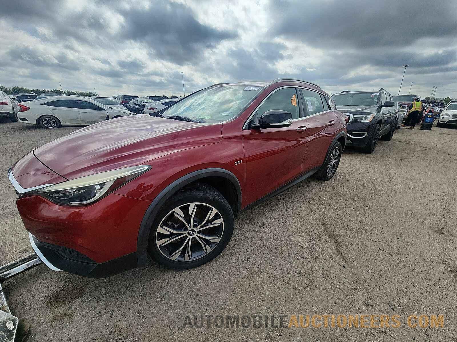 SJKCH5CR4HA038444 INFINITI QX30 2017