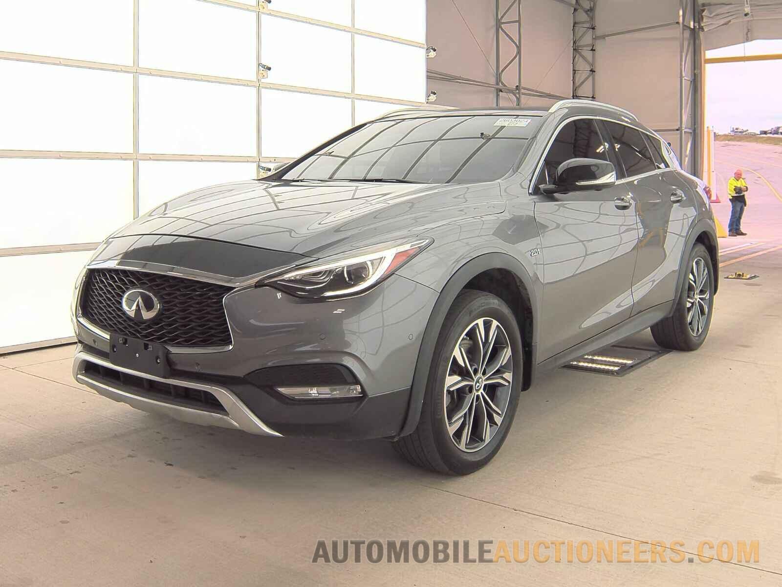 SJKCH5CR5JA005099 INFINITI QX30 2018