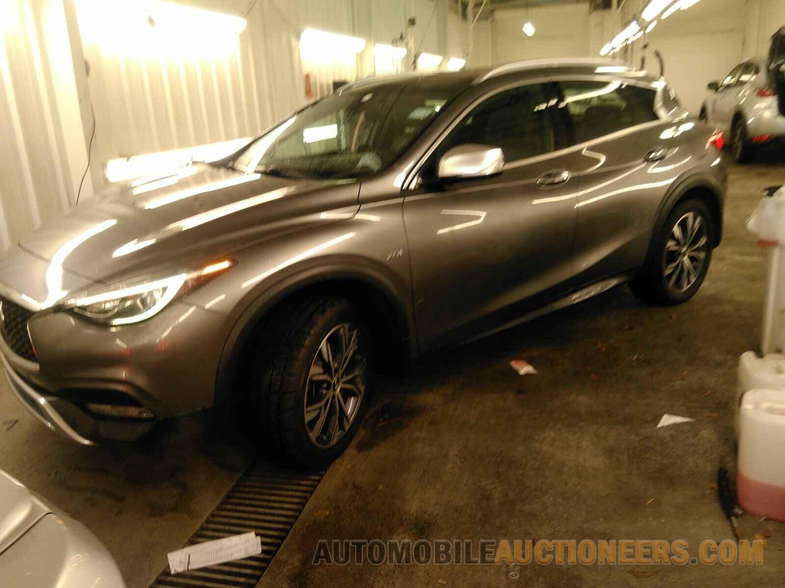 SJKCH5CR7HA026353 INFINITI QX30 2017