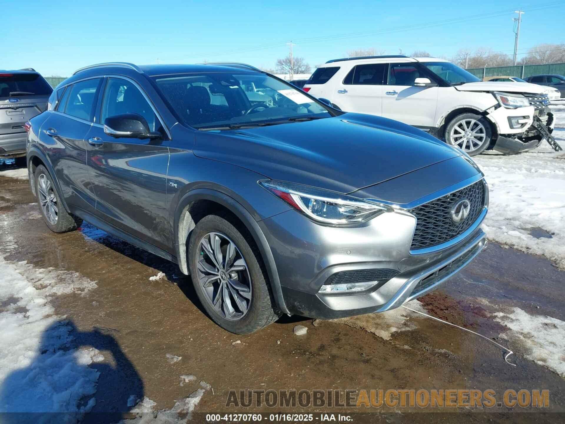 SJKCH5CR7JA047290 INFINITI QX30 2018