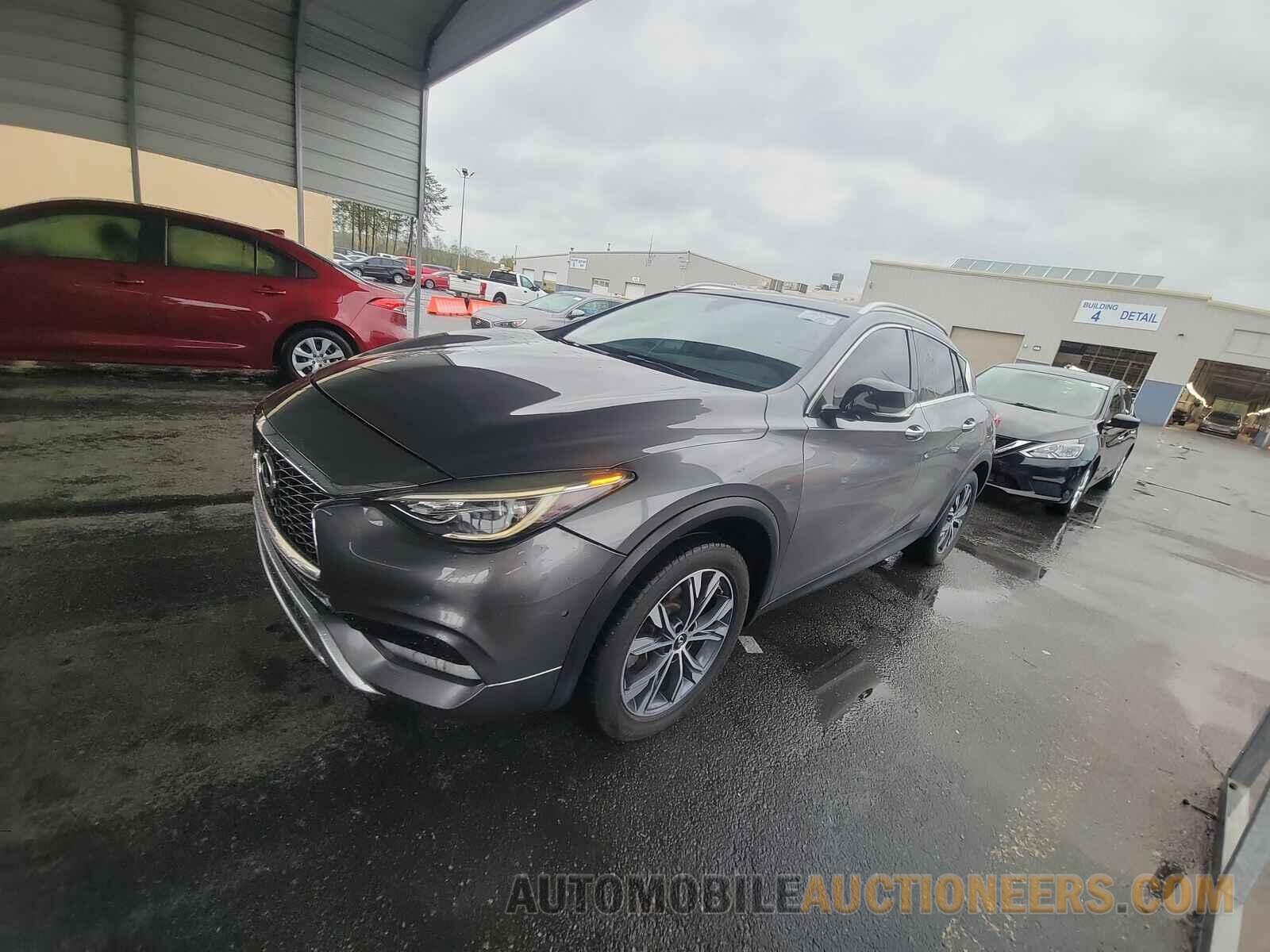 SJKCH5CR8JA047363 INFINITI QX30 2018