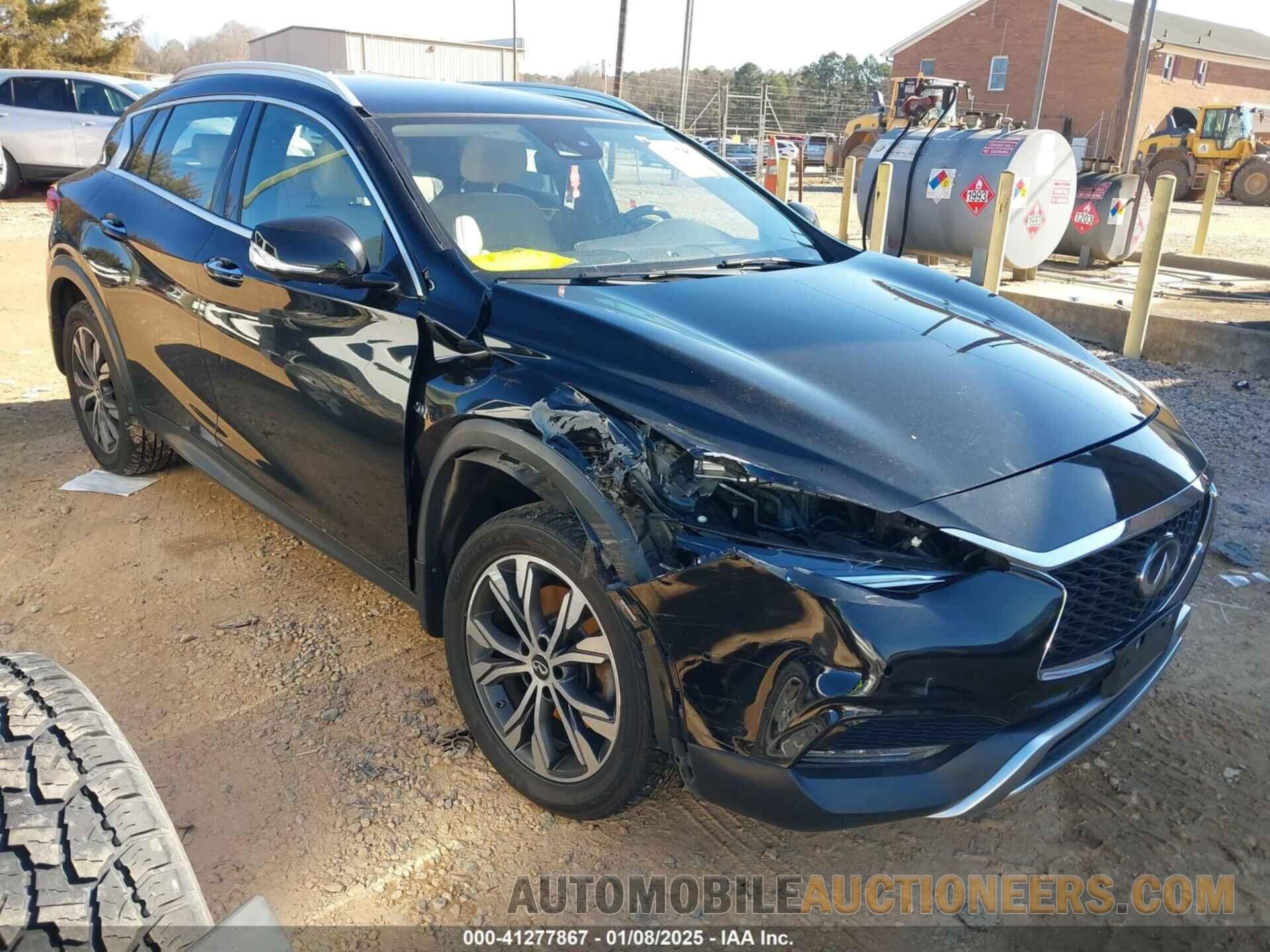 SJKCH5CRXHA019056 INFINITI QX30 2017