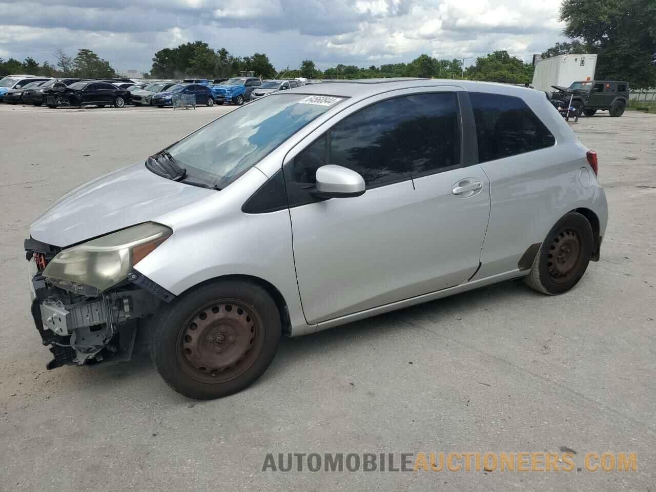 VNKJTUD3XFA028891 TOYOTA YARIS 2015