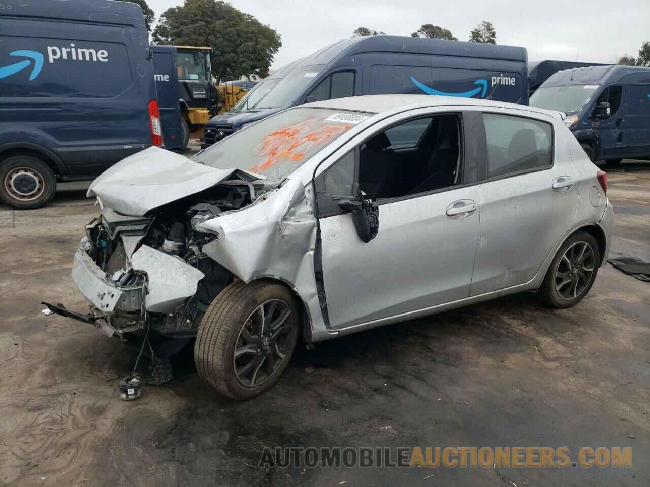 VNKKTUD33FA022399 TOYOTA YARIS 2015