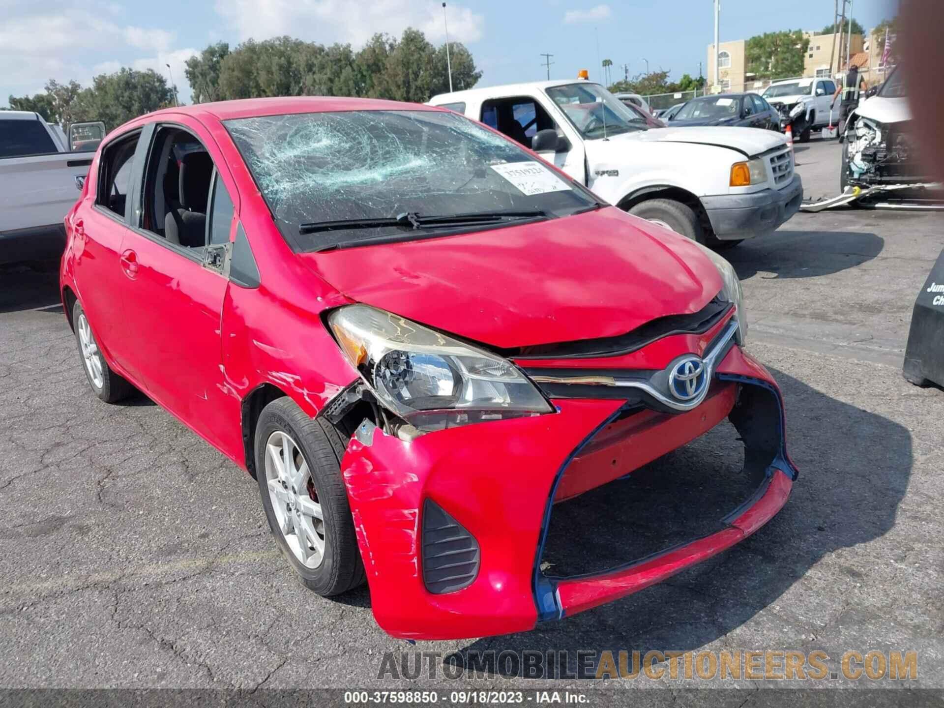 VNKKTUD36FA027936 TOYOTA YARIS 2015