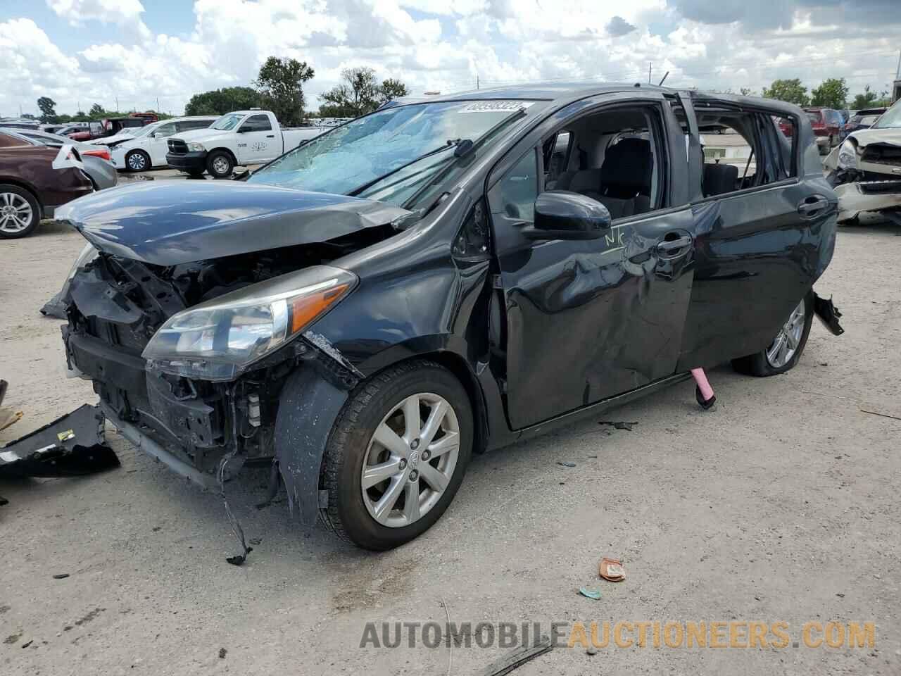 VNKKTUD36FA033865 TOYOTA YARIS 2015