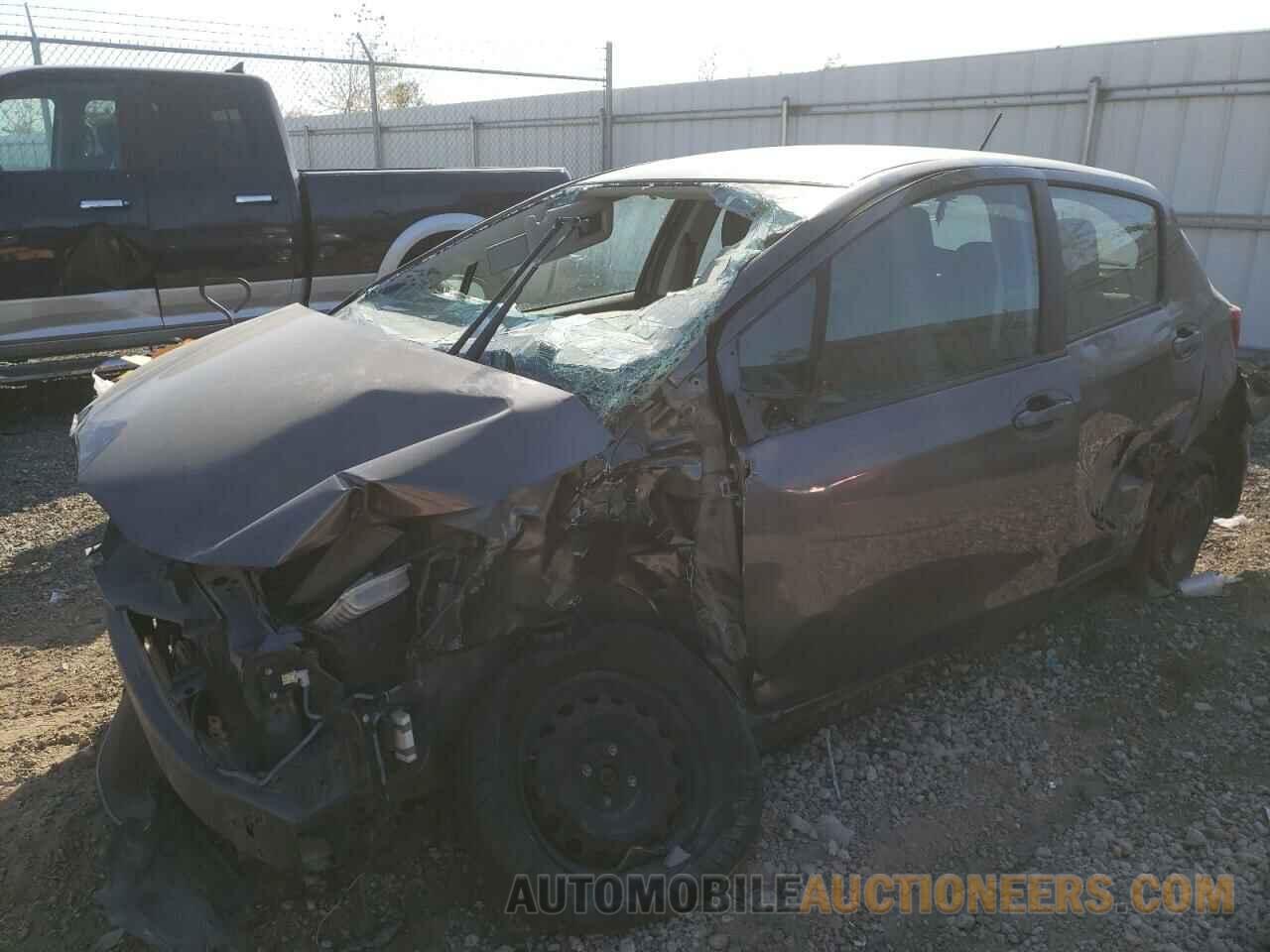 VNKKTUD37FA027749 TOYOTA YARIS 2015