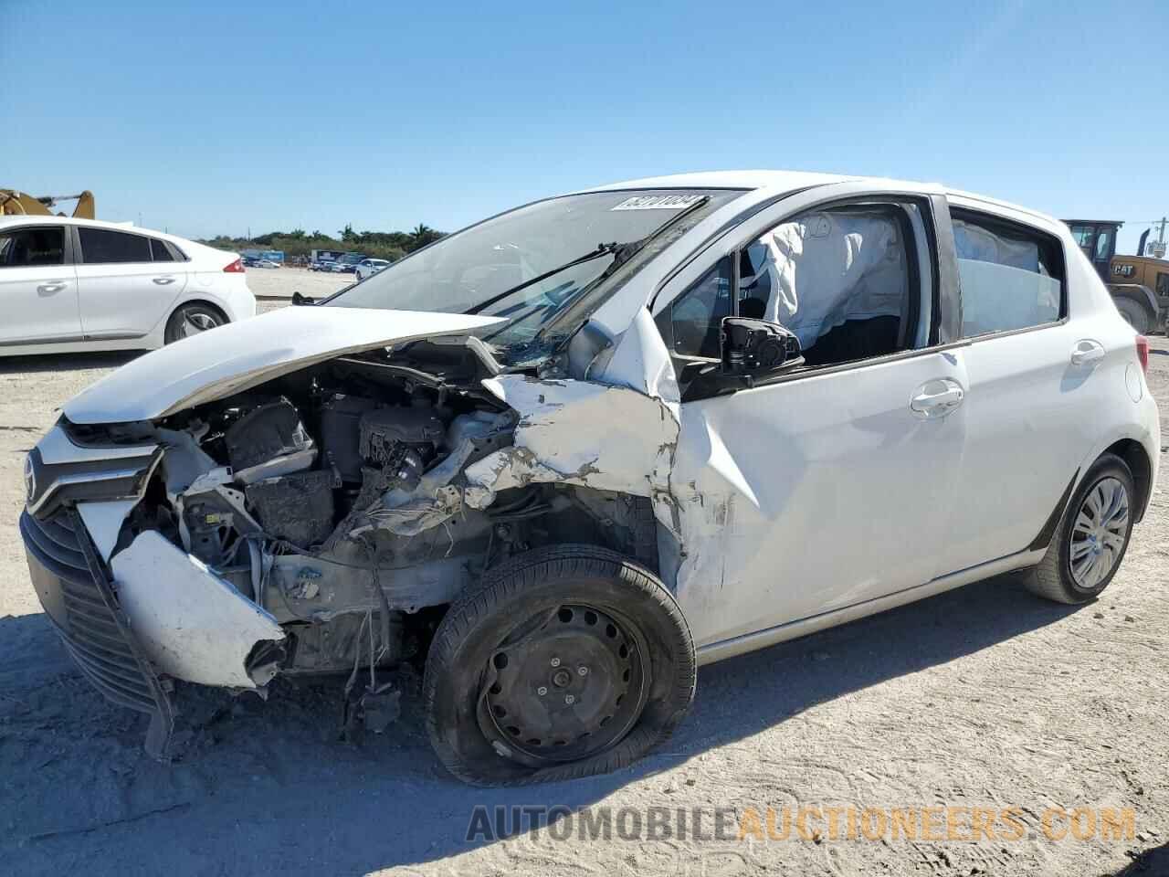 VNKKTUD38HA075392 TOYOTA YARIS 2017