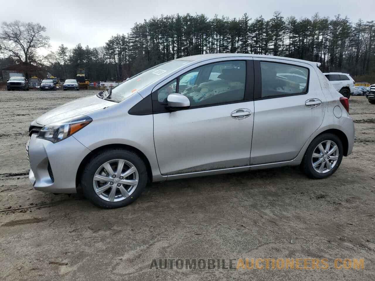 VNKKTUD38HA077840 TOYOTA YARIS 2017