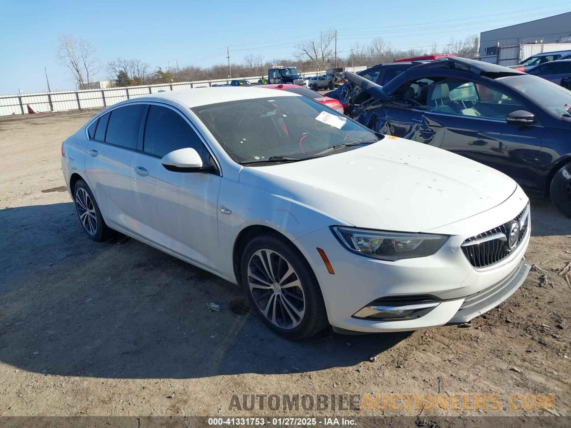 W04GM6SX5J1125713 BUICK REGAL SPORTBACK 2018