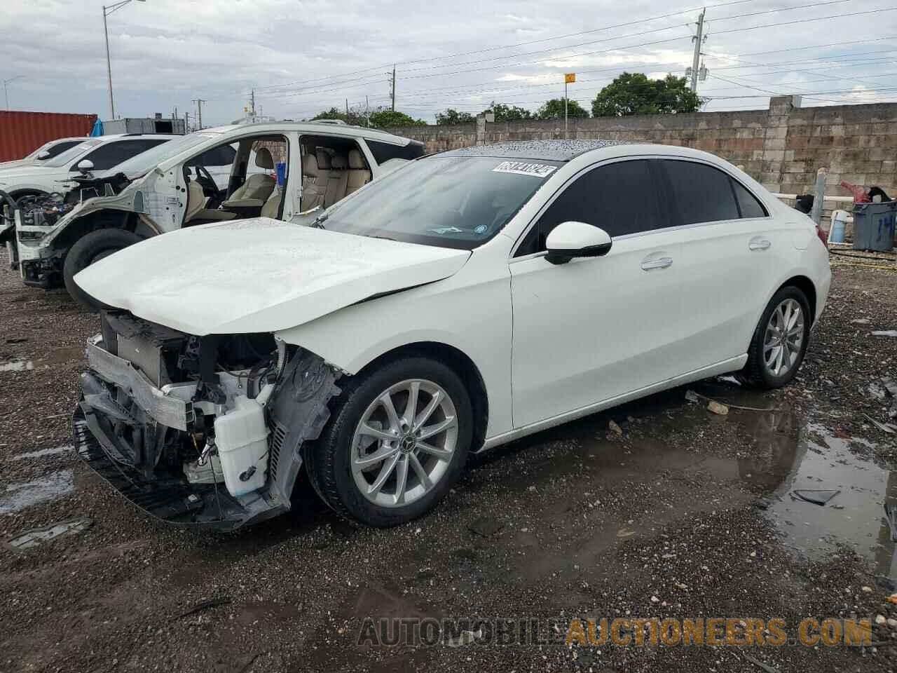 W1K3G4EB2NJ368830 MERCEDES-BENZ A-CLASS 2022