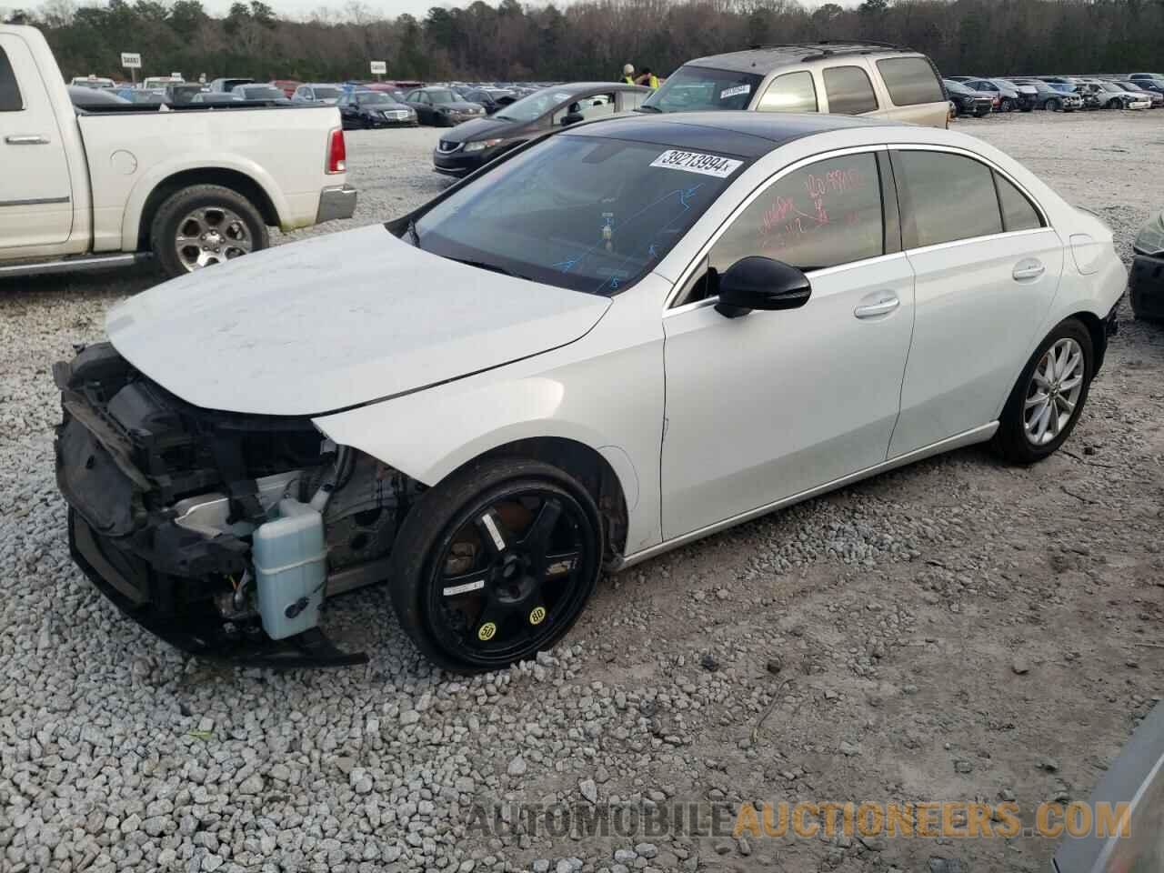 W1K3G4EB7LW043655 MERCEDES-BENZ A-CLASS 2020