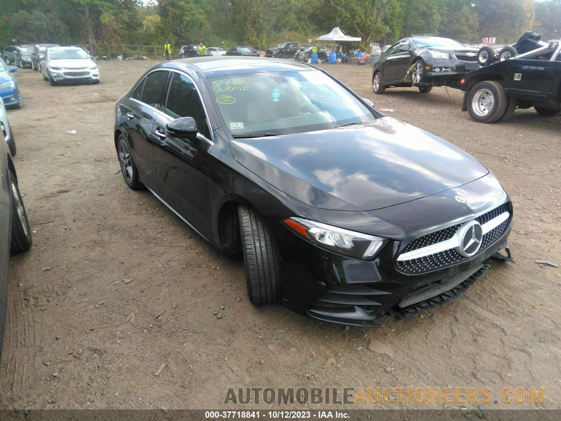 W1K3G4FBXLW045575 MERCEDES-BENZ A-CLASS 2020