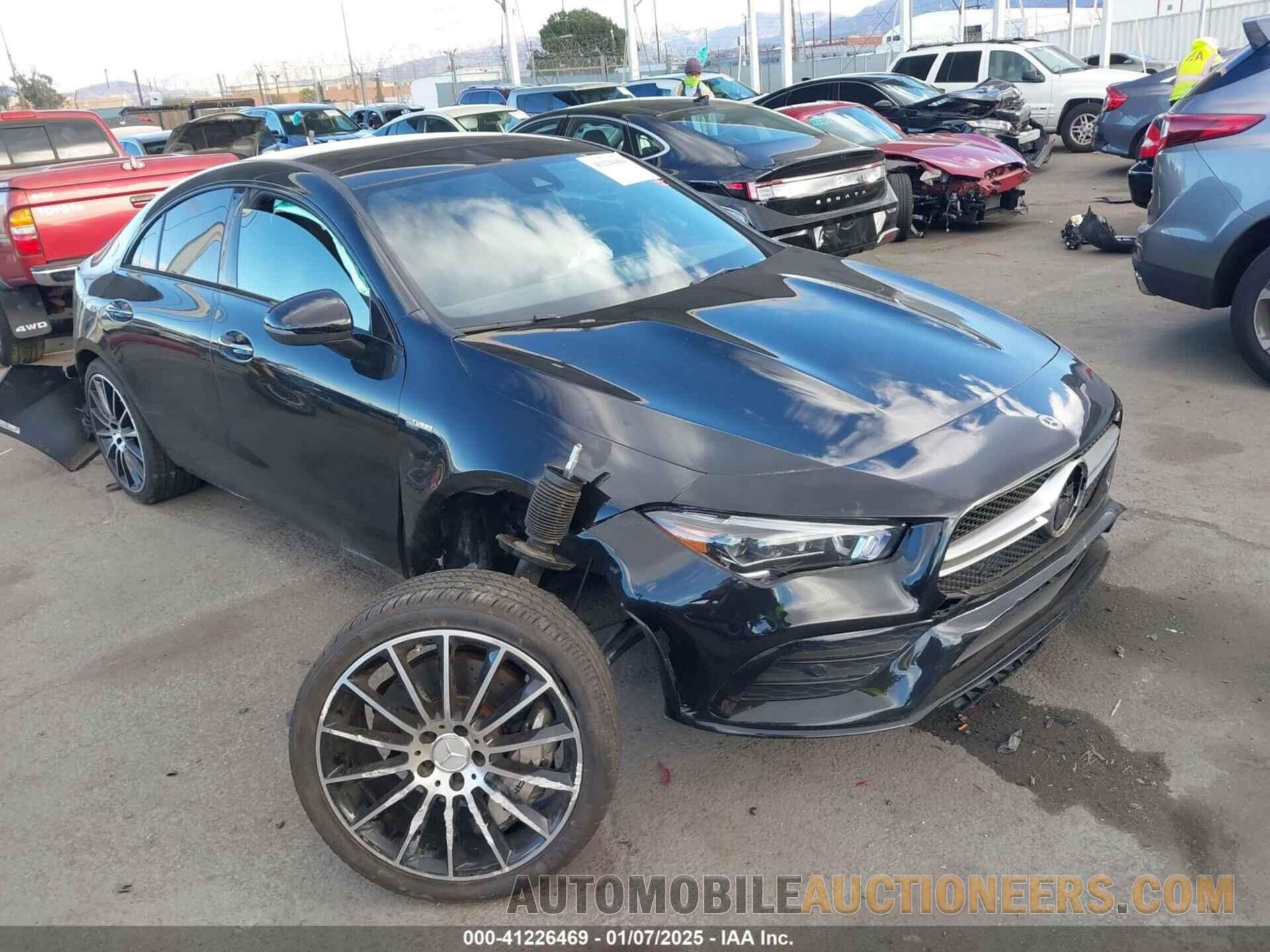 W1K5J5BB1PN398000 MERCEDES-BENZ AMG CLA 35 2023