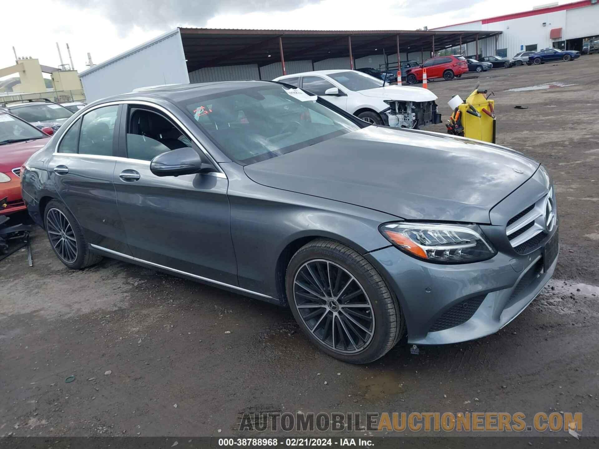 W1KWF8DB0LR573926 MERCEDES-BENZ C 300 2020