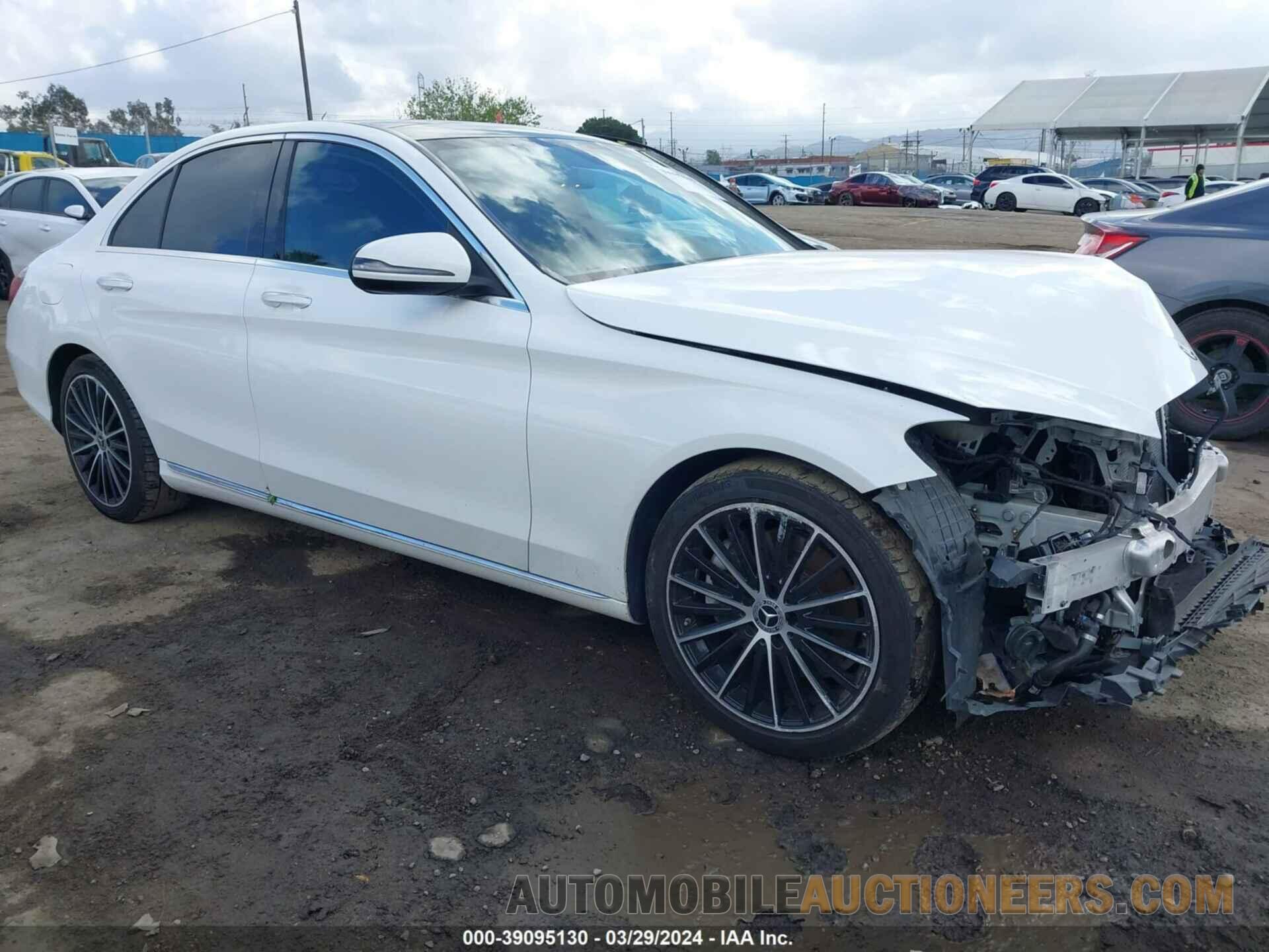 W1KWF8DB0LR590564 MERCEDES-BENZ C 300 2020