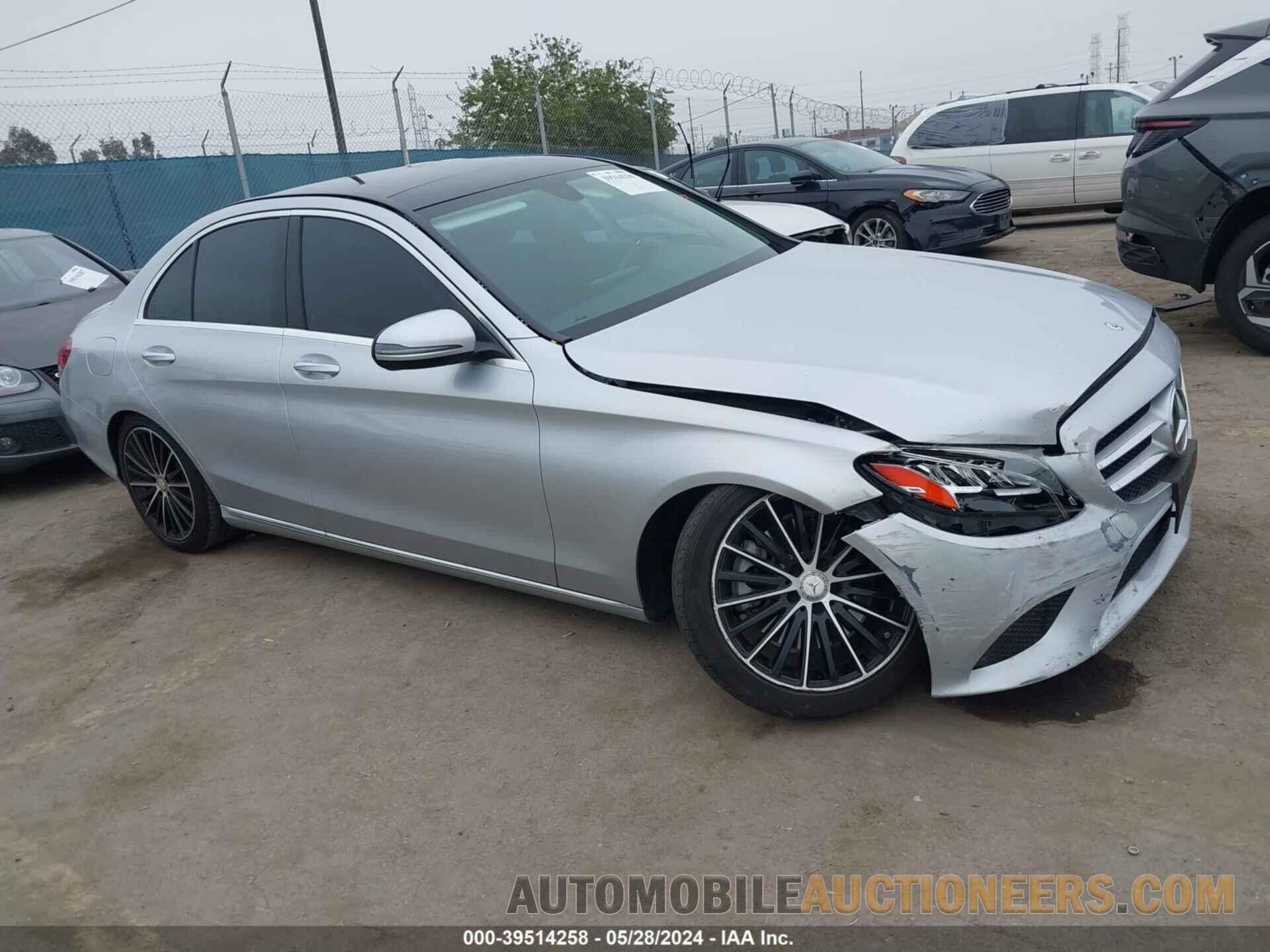 W1KWF8DB4MR614916 MERCEDES-BENZ C 300 2021