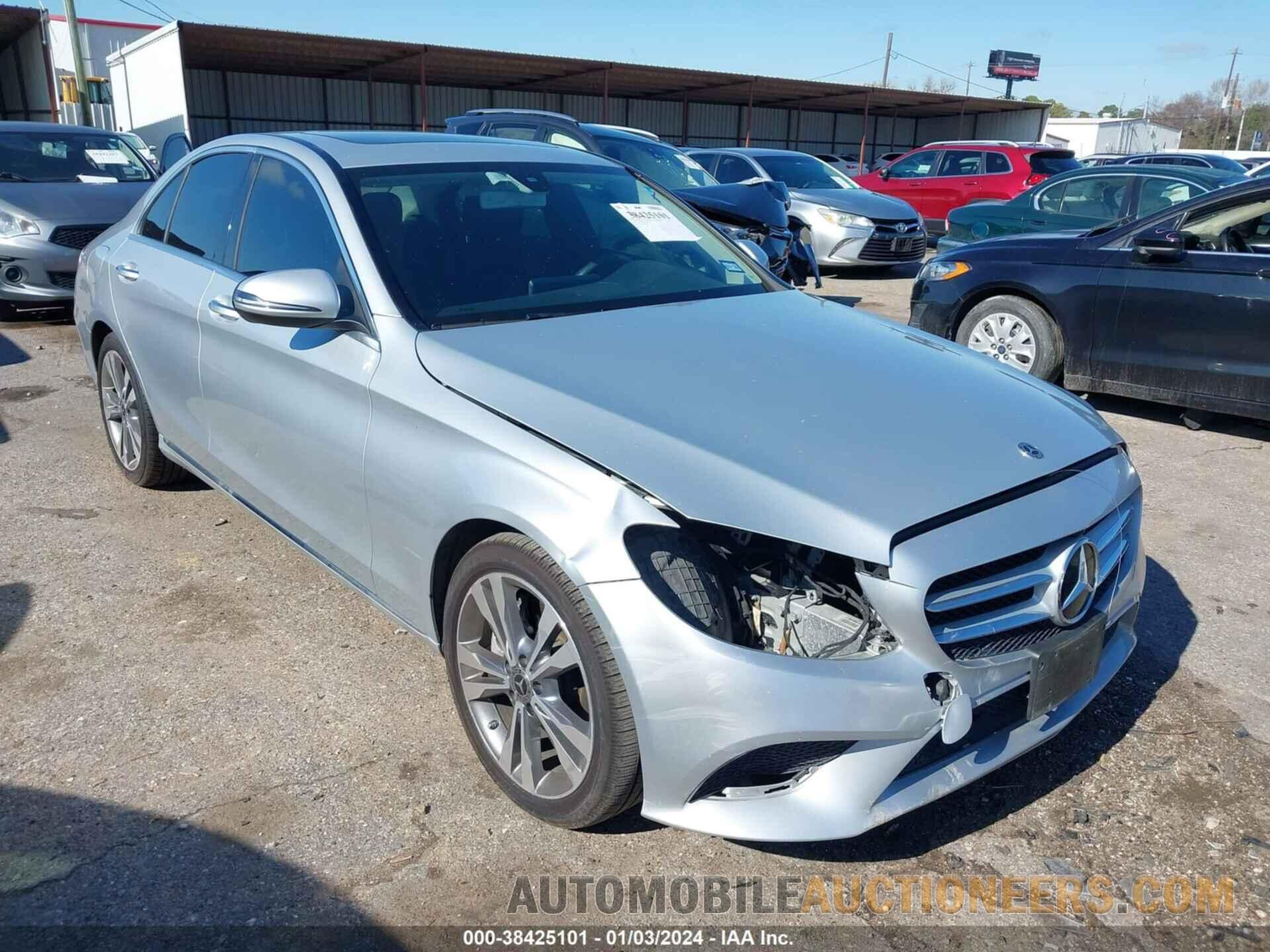 W1KWF8DB5LR571945 MERCEDES-BENZ C 300 2020