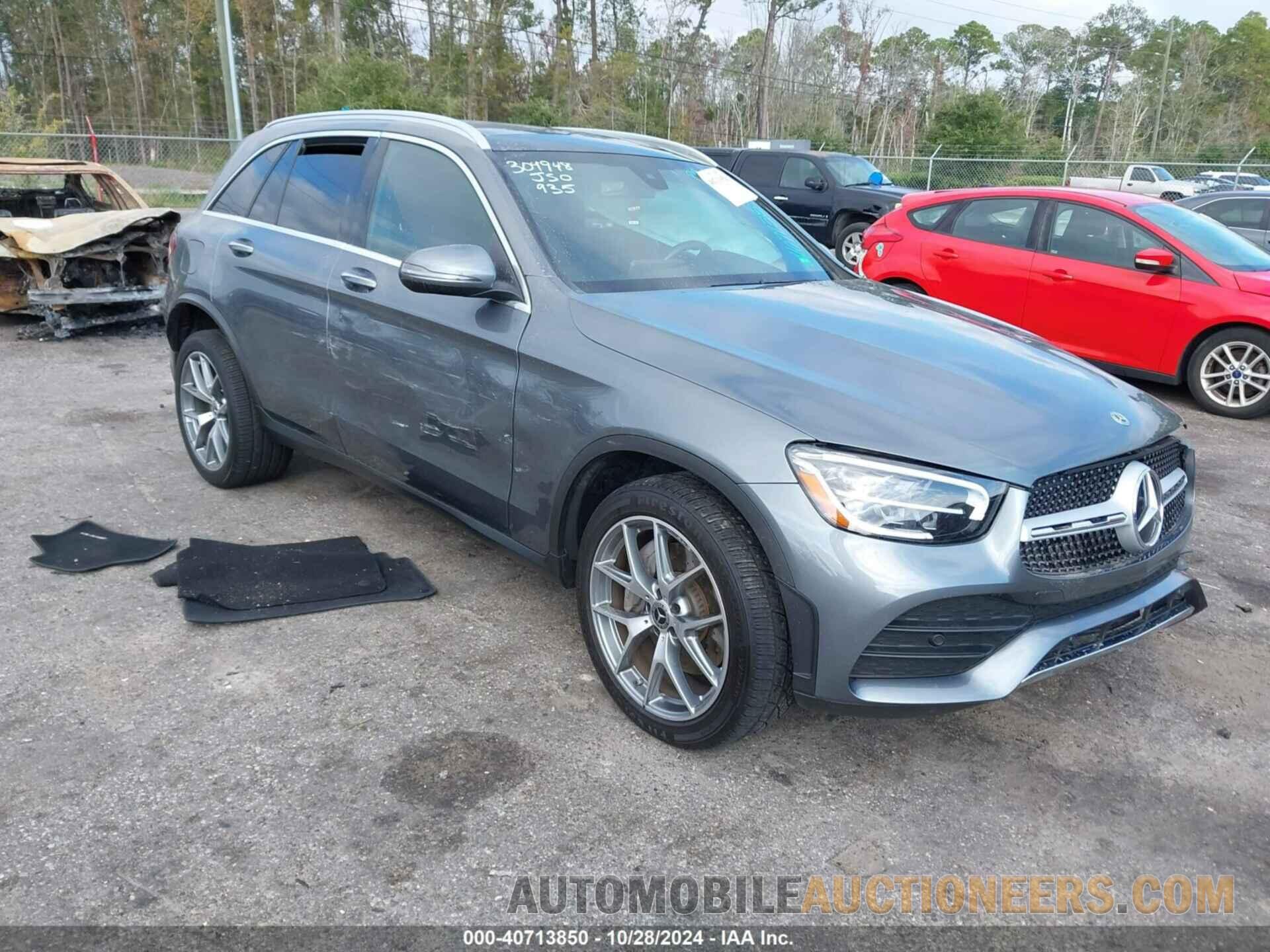 W1N0G8DB0LF811894 MERCEDES-BENZ GLC 300 2020