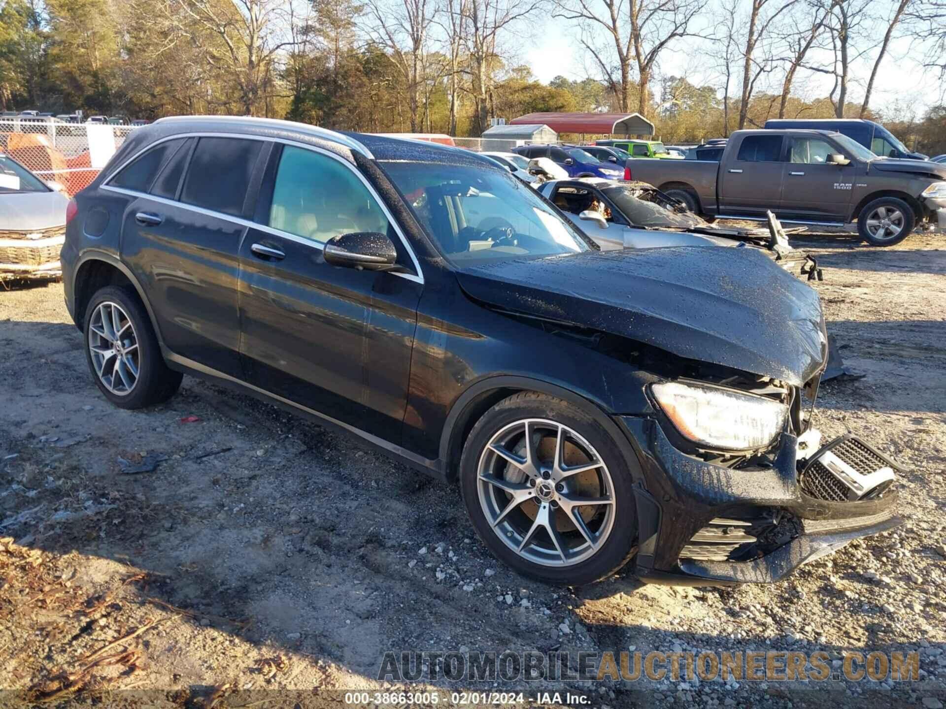 W1N0G8DB1LF775066 MERCEDES-BENZ GLC 300 2020