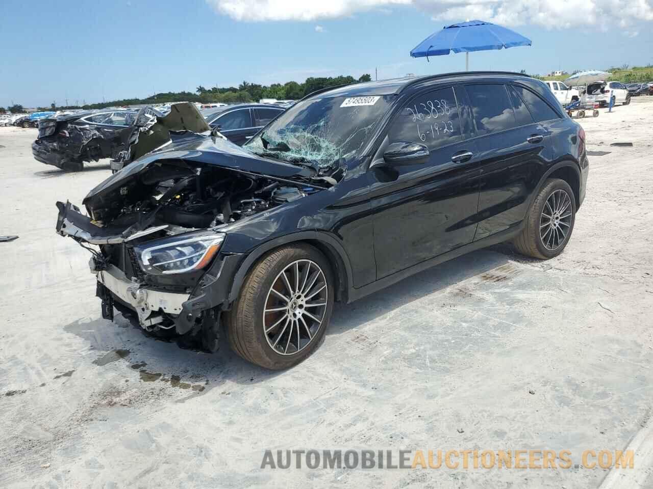 W1N0G8DB1LF833032 MERCEDES-BENZ GLC-CLASS 2020