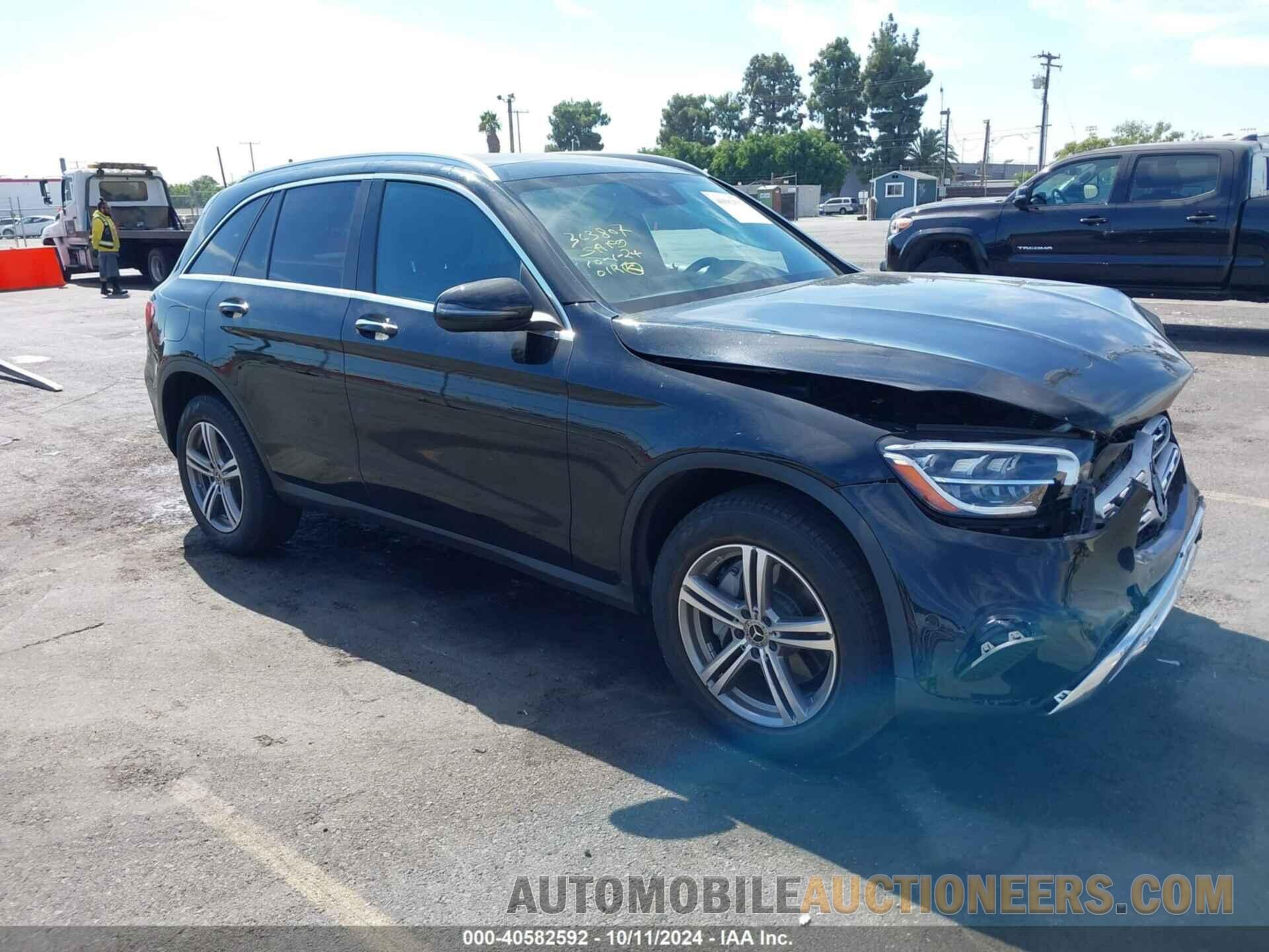 W1N0G8DB2NV366650 MERCEDES-BENZ GLC 300 2022